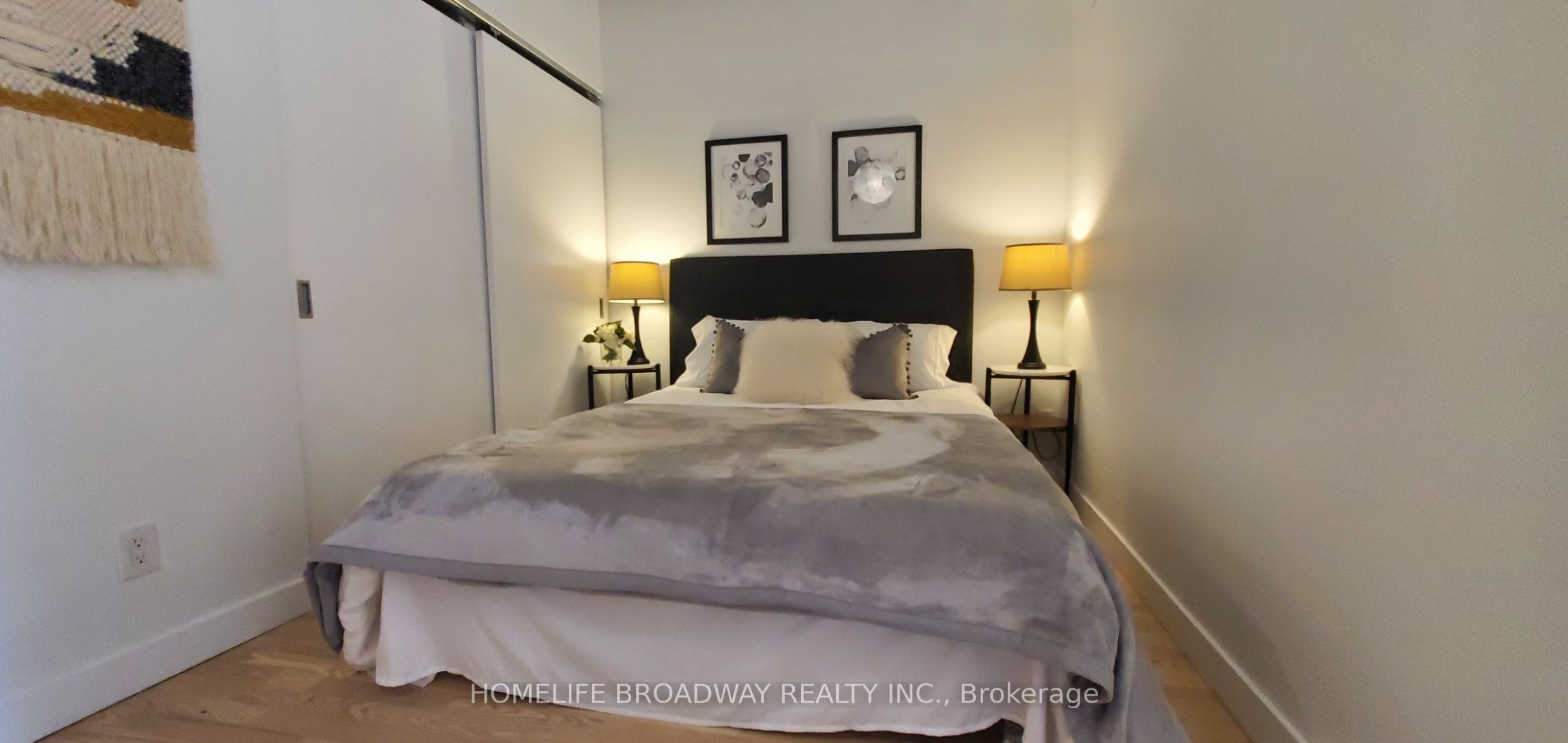 169 John Street 303 Property Photo 6