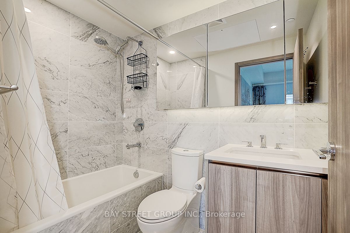95 Mcmahon Drive 2512 Property Photo 34