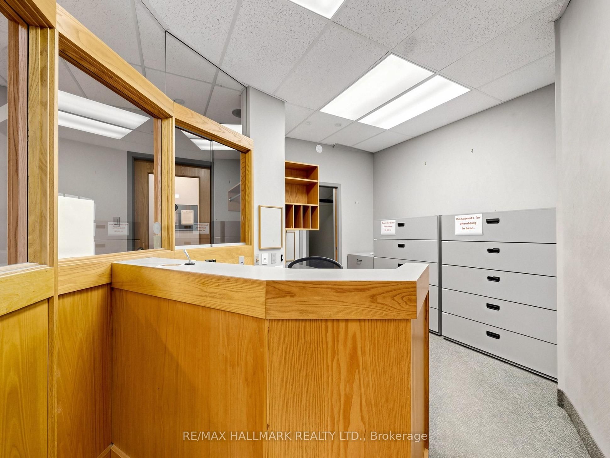 458 Markham Street Property Photo 33