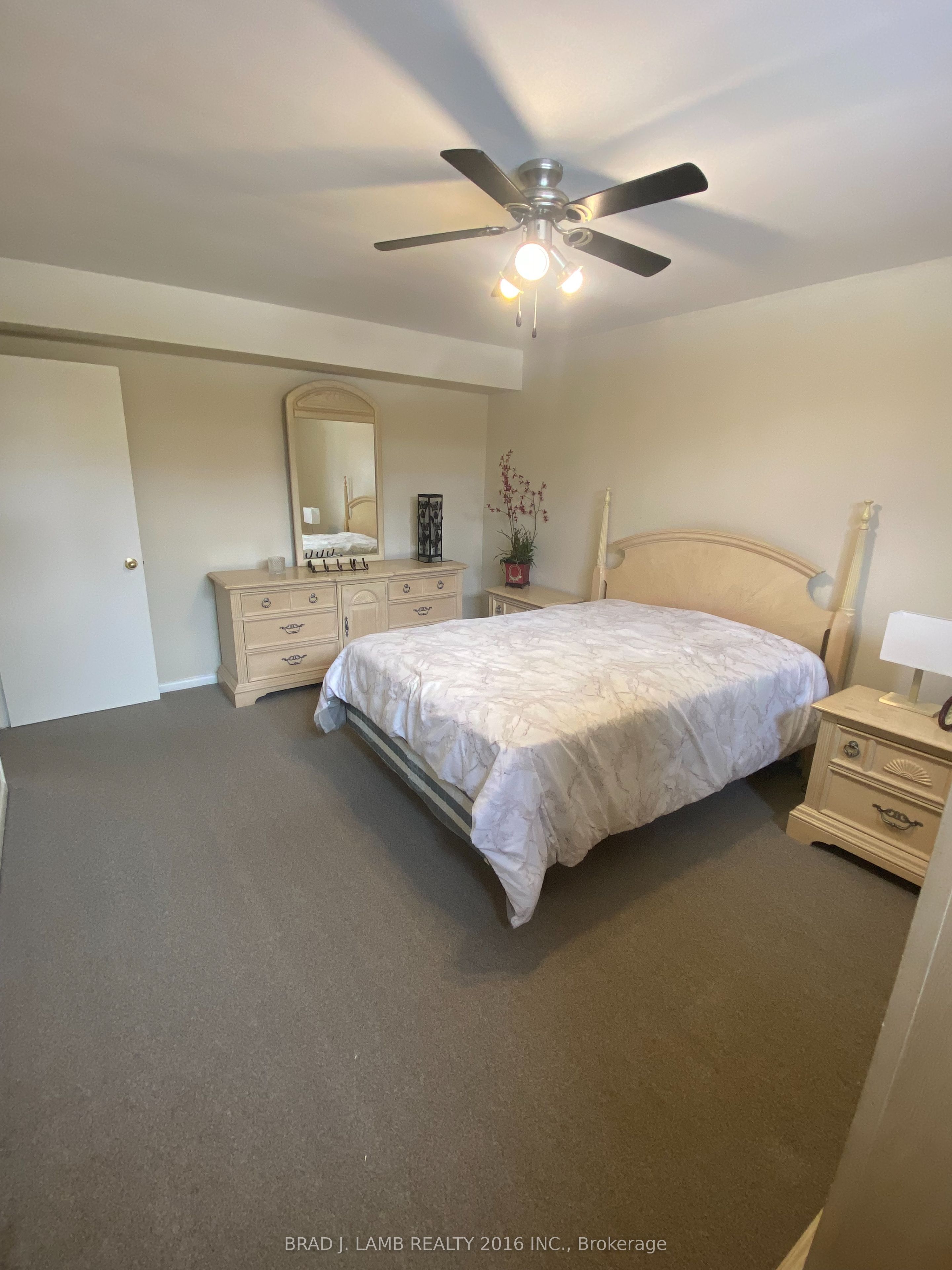 267 Maxwell Street Lower Property Photo 10