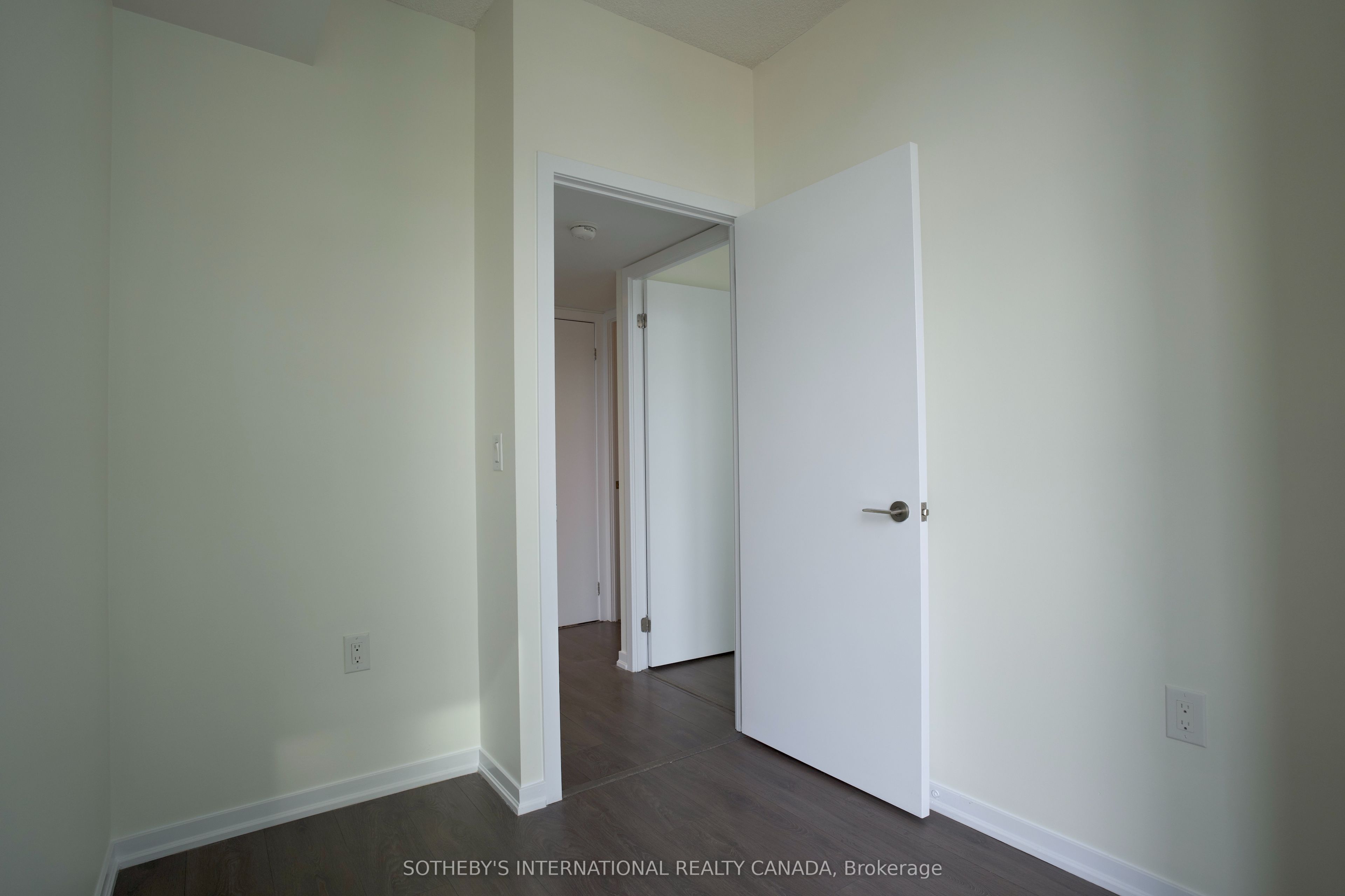 36 Lisgar Street 815 Property Photo 19