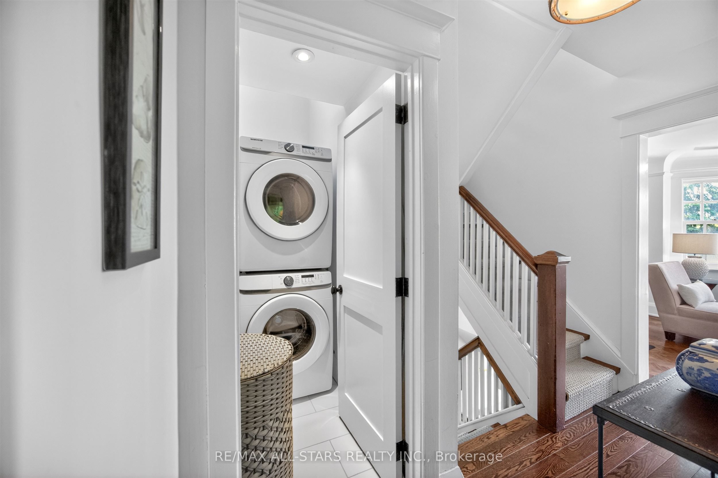 30 Edgewood Crescent Property Photo 21
