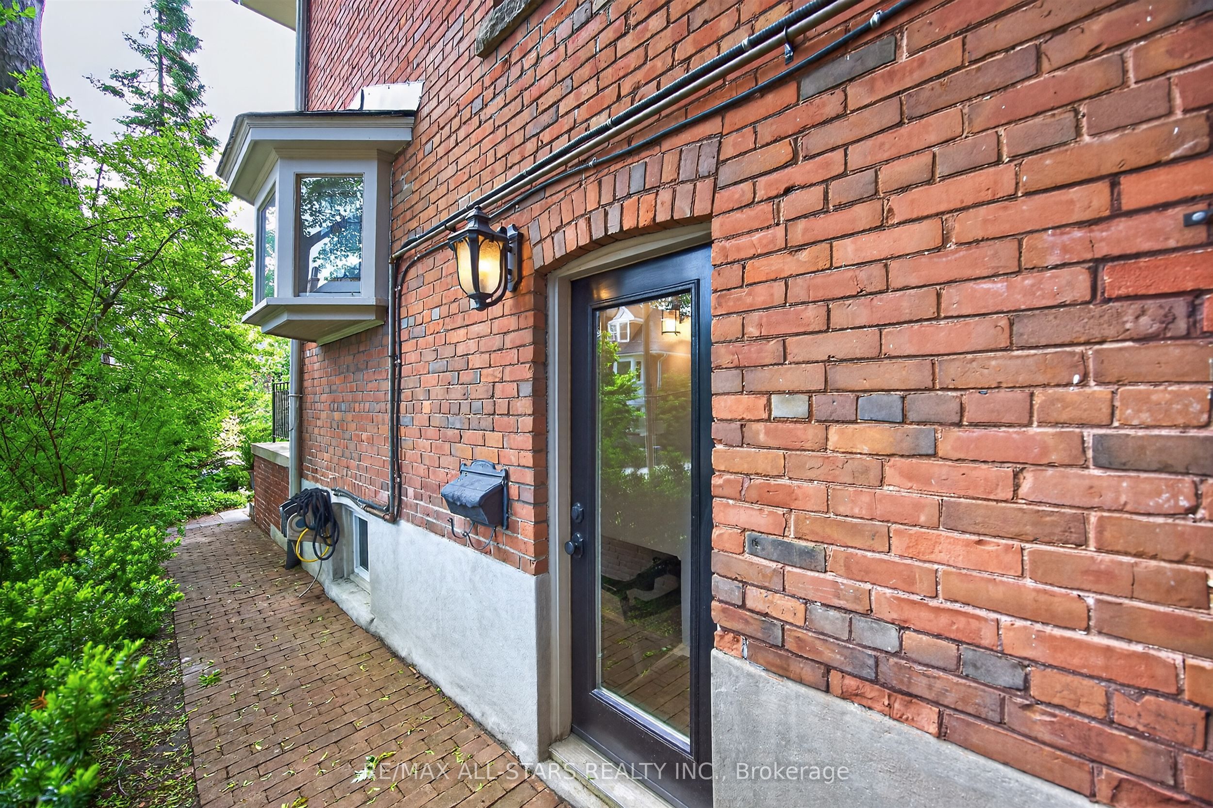 30 Edgewood Crescent Property Photo 41