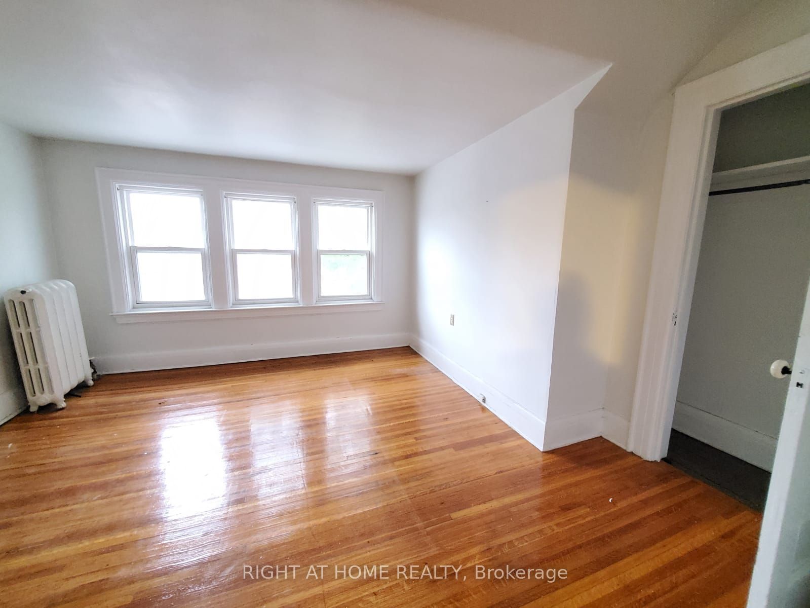 178 Spadina Road 5 Property Photo 4