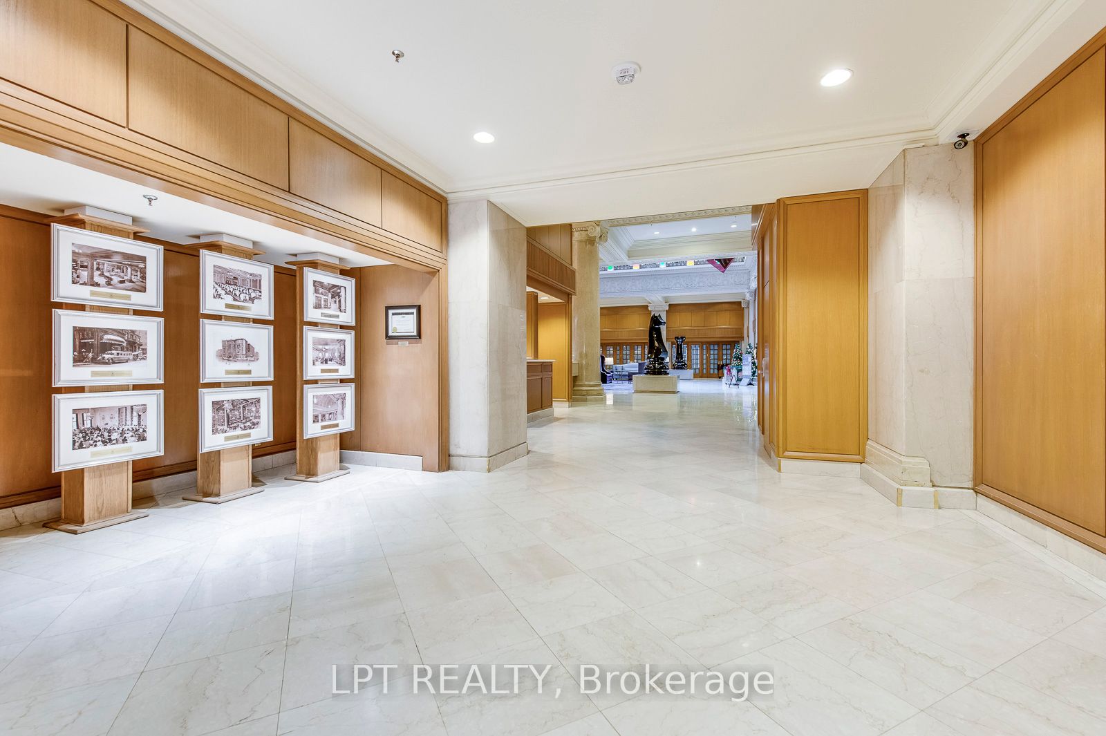 22 Leader Lane 533 Property Photo 6