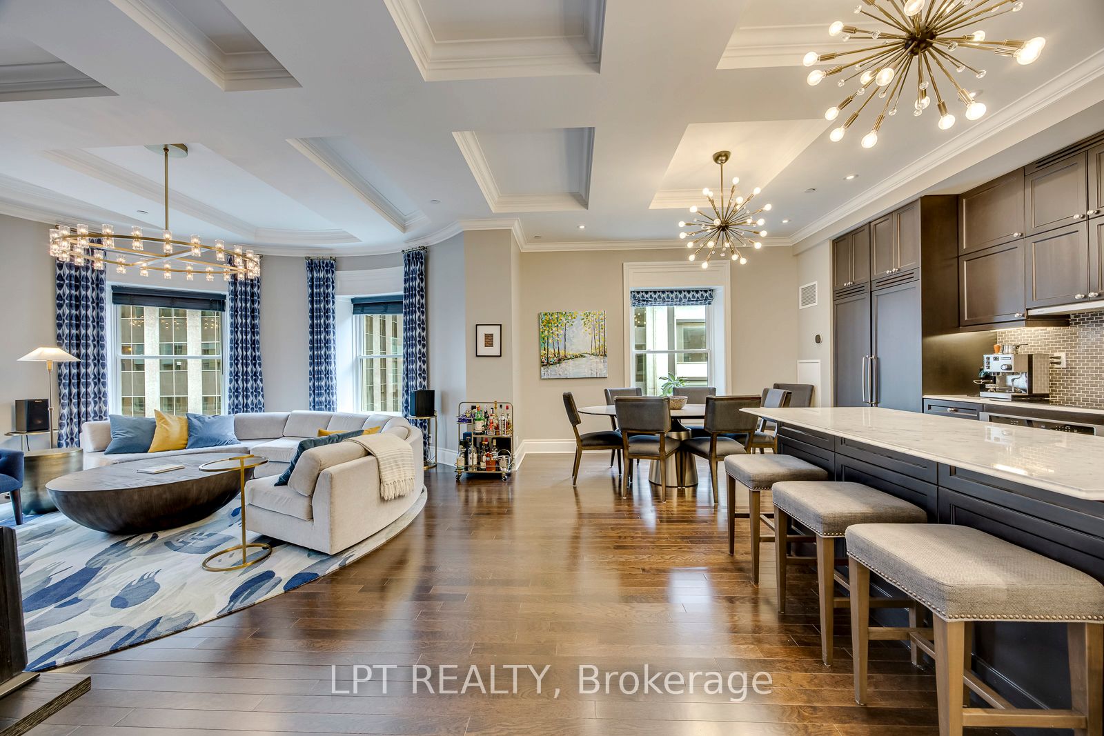 22 Leader Lane 533 Property Photo 17