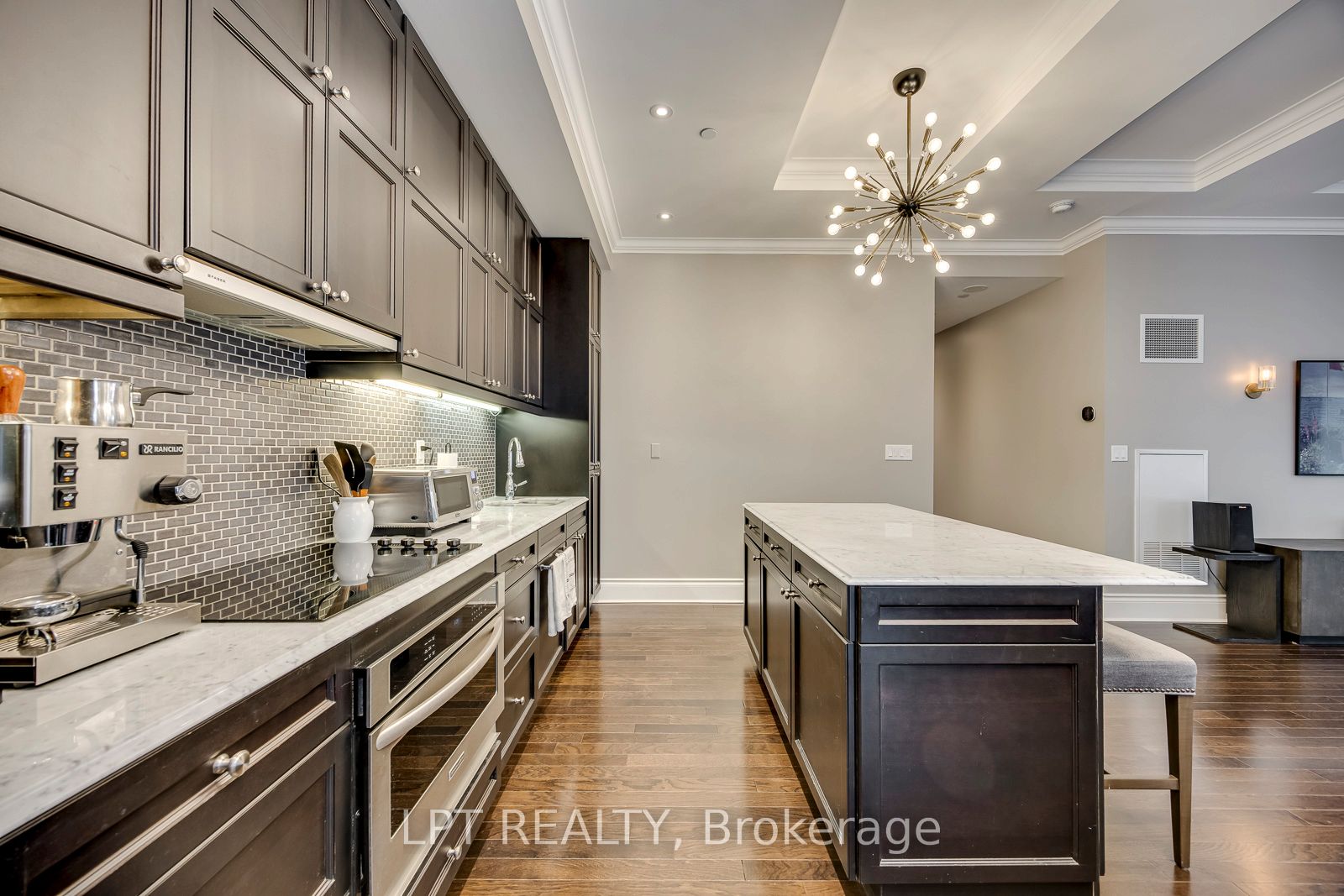 22 Leader Lane 533 Property Photo 20