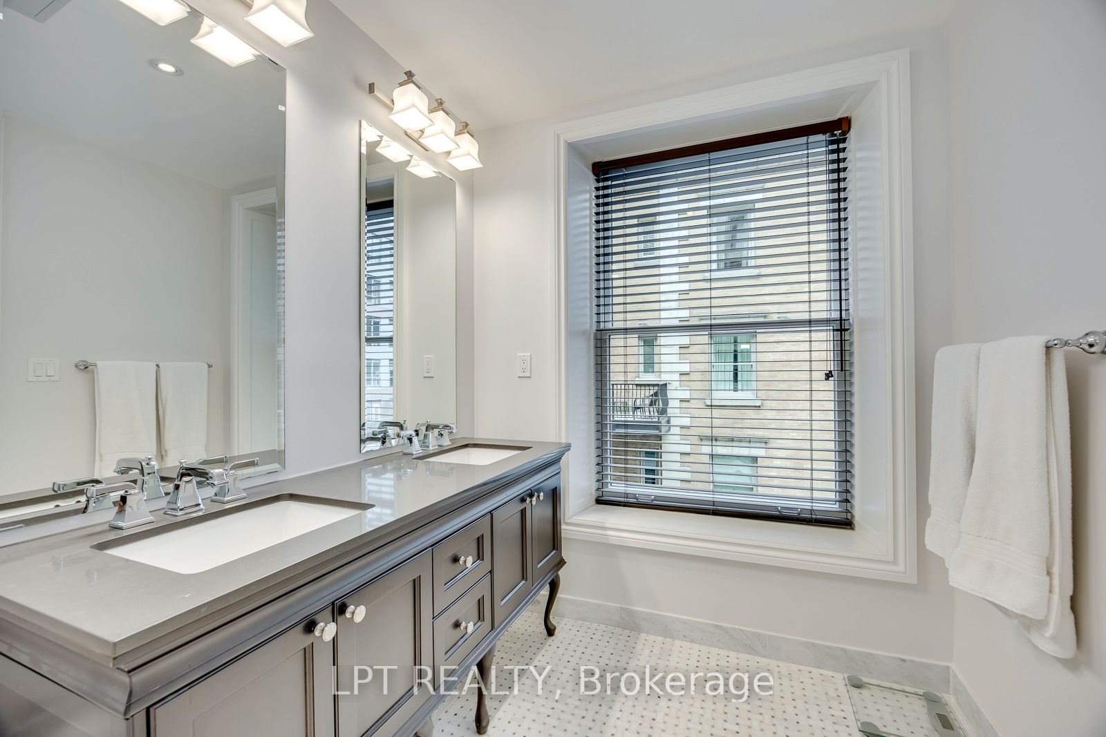 22 Leader Lane 533 Property Photo 33