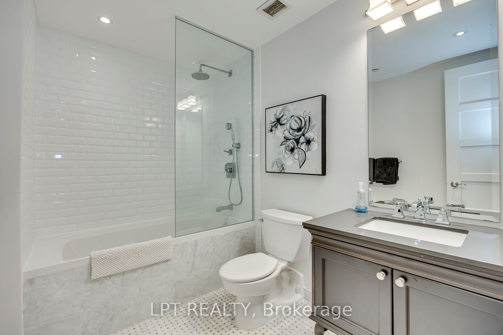 22 Leader Lane 533 Property Photo 37