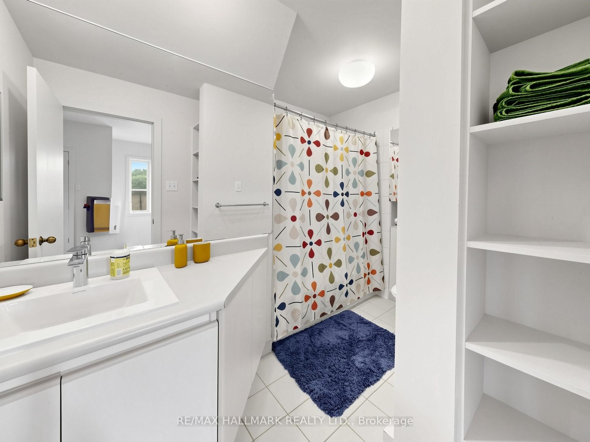 458 Markham Street Property Photo 30
