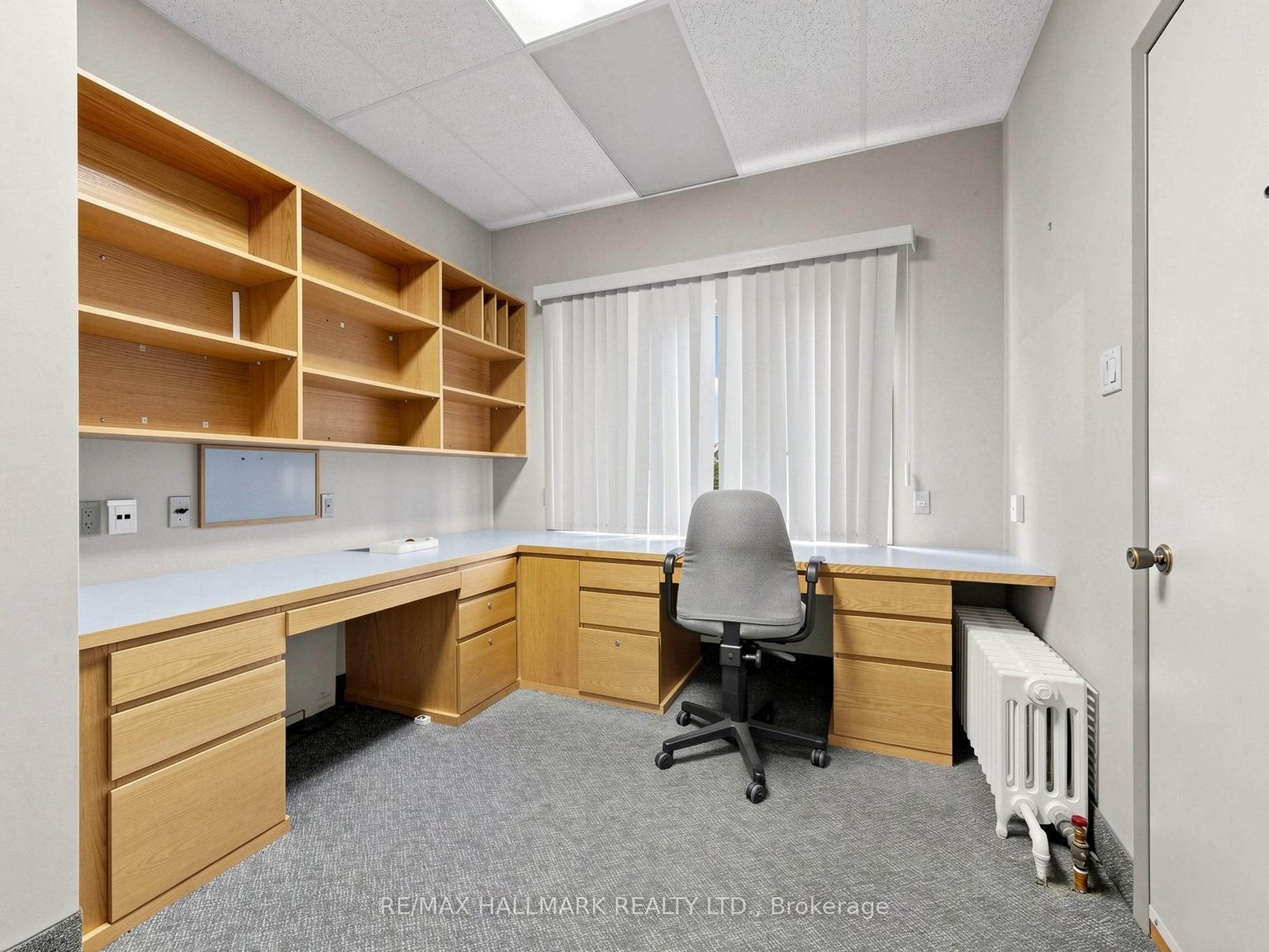458 Markham Street Property Photo 40