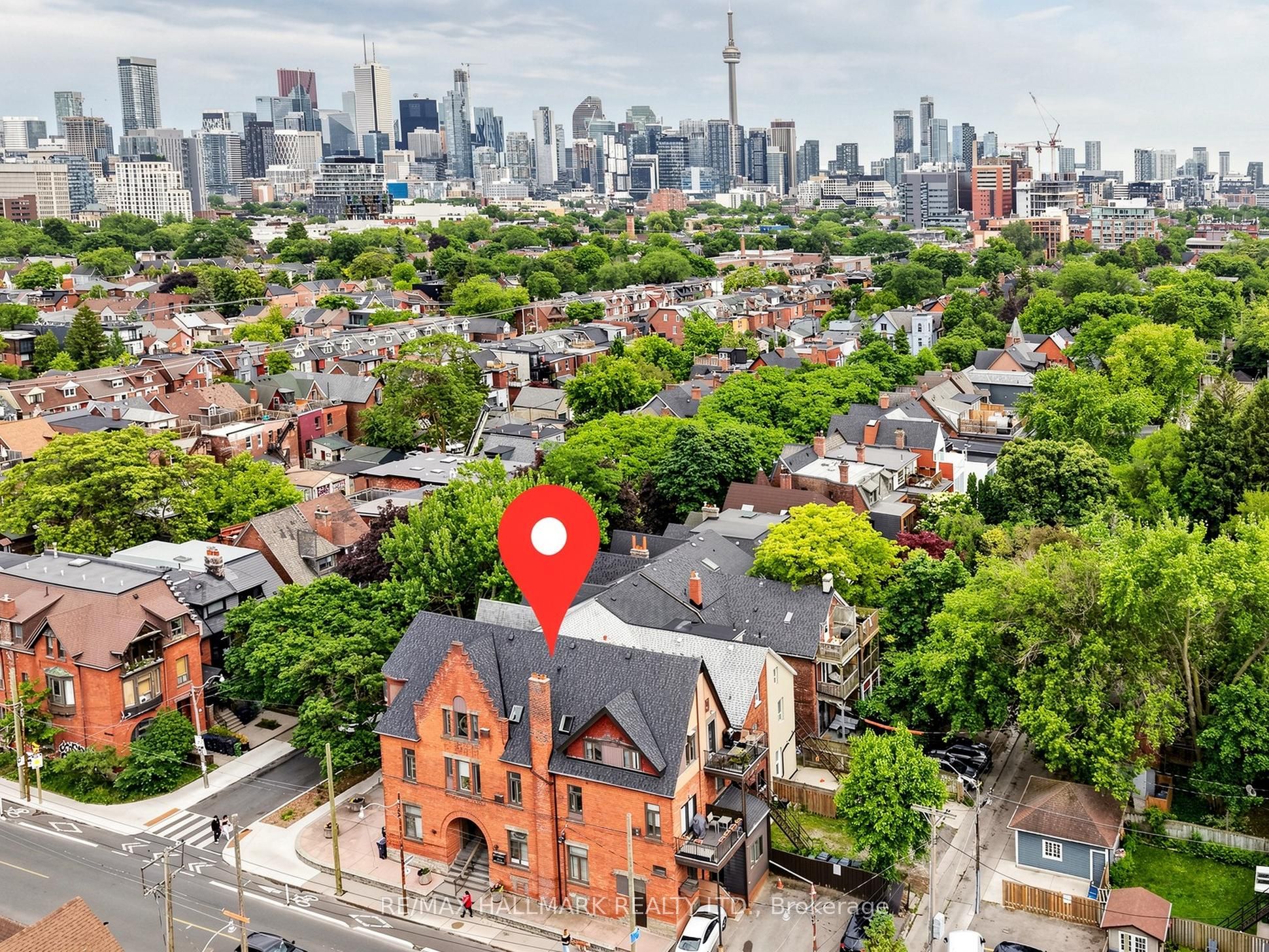 458 Markham Street Property Photo 49