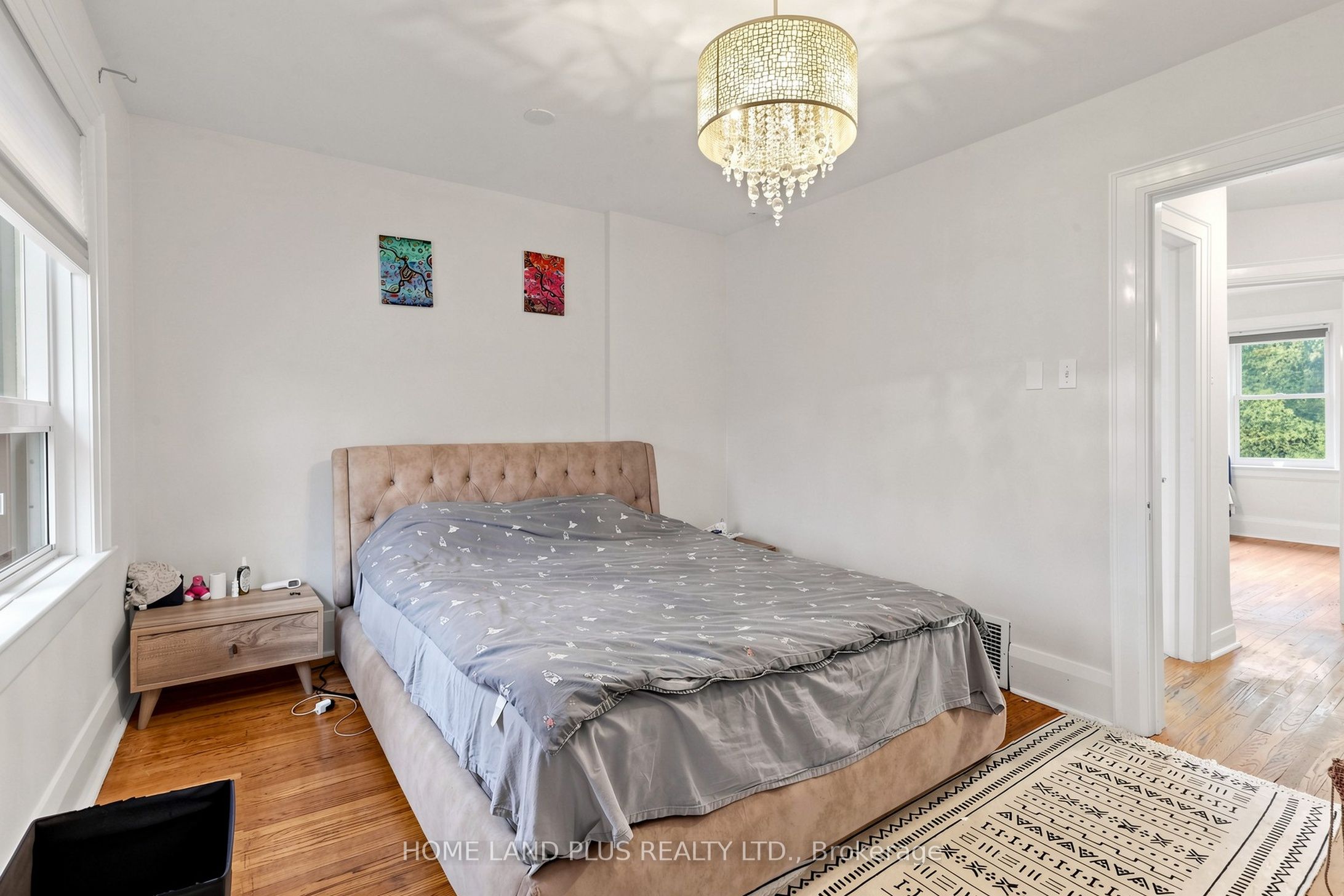 521 Hillsdale Avenue E Property Photo 20