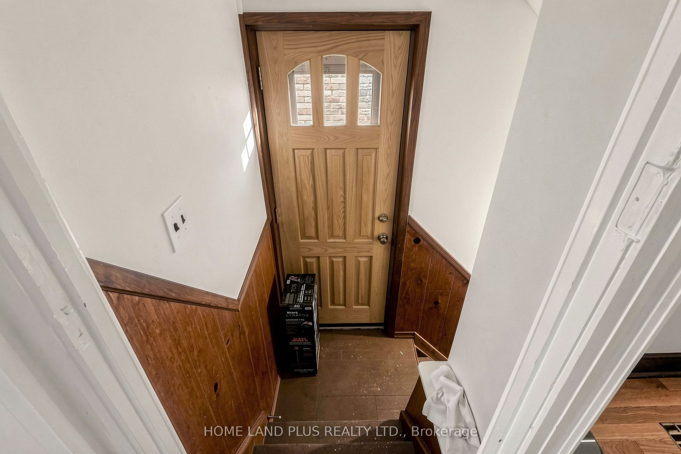521 Hillsdale Avenue E Property Photo 27