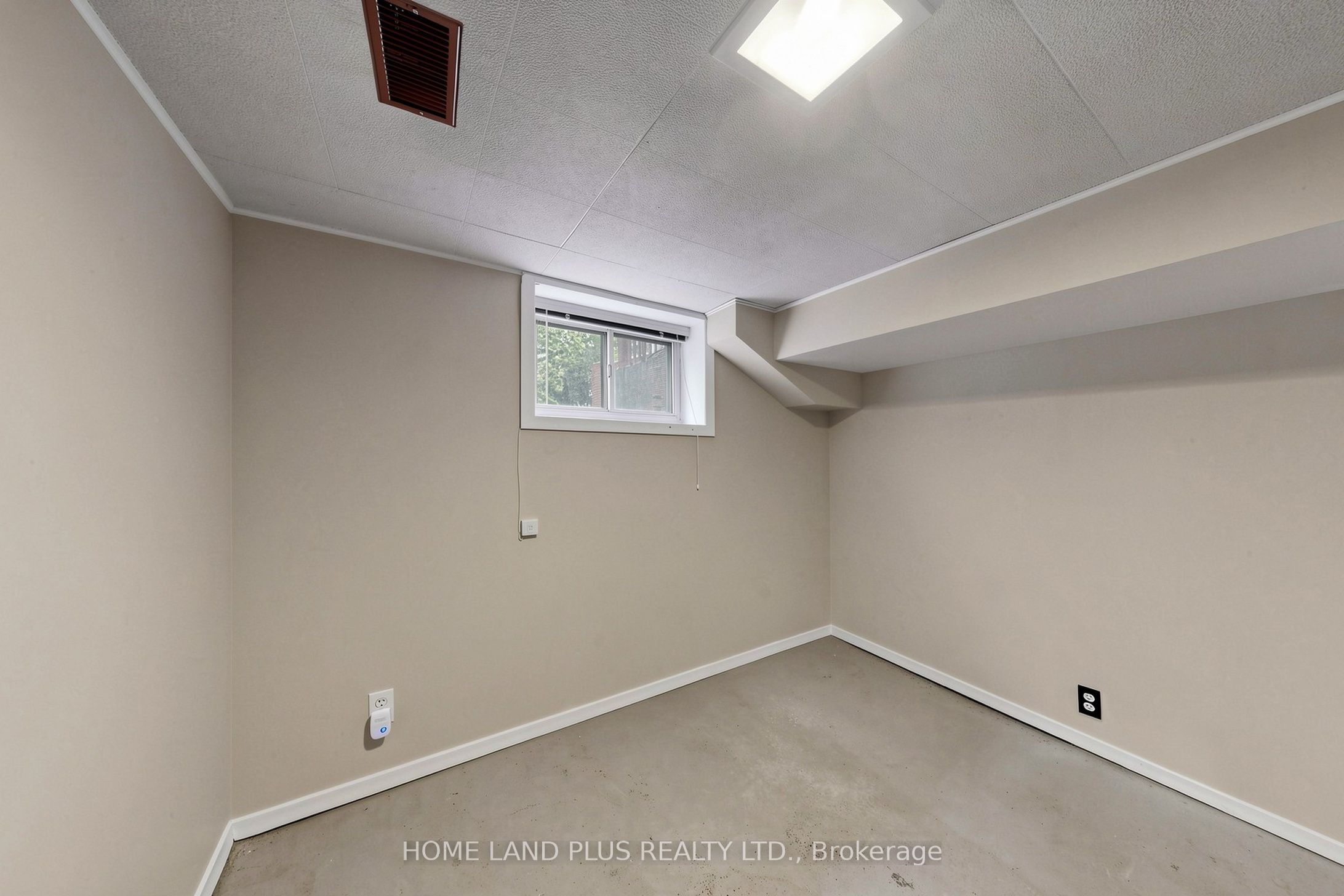 521 Hillsdale Avenue E Property Photo 29