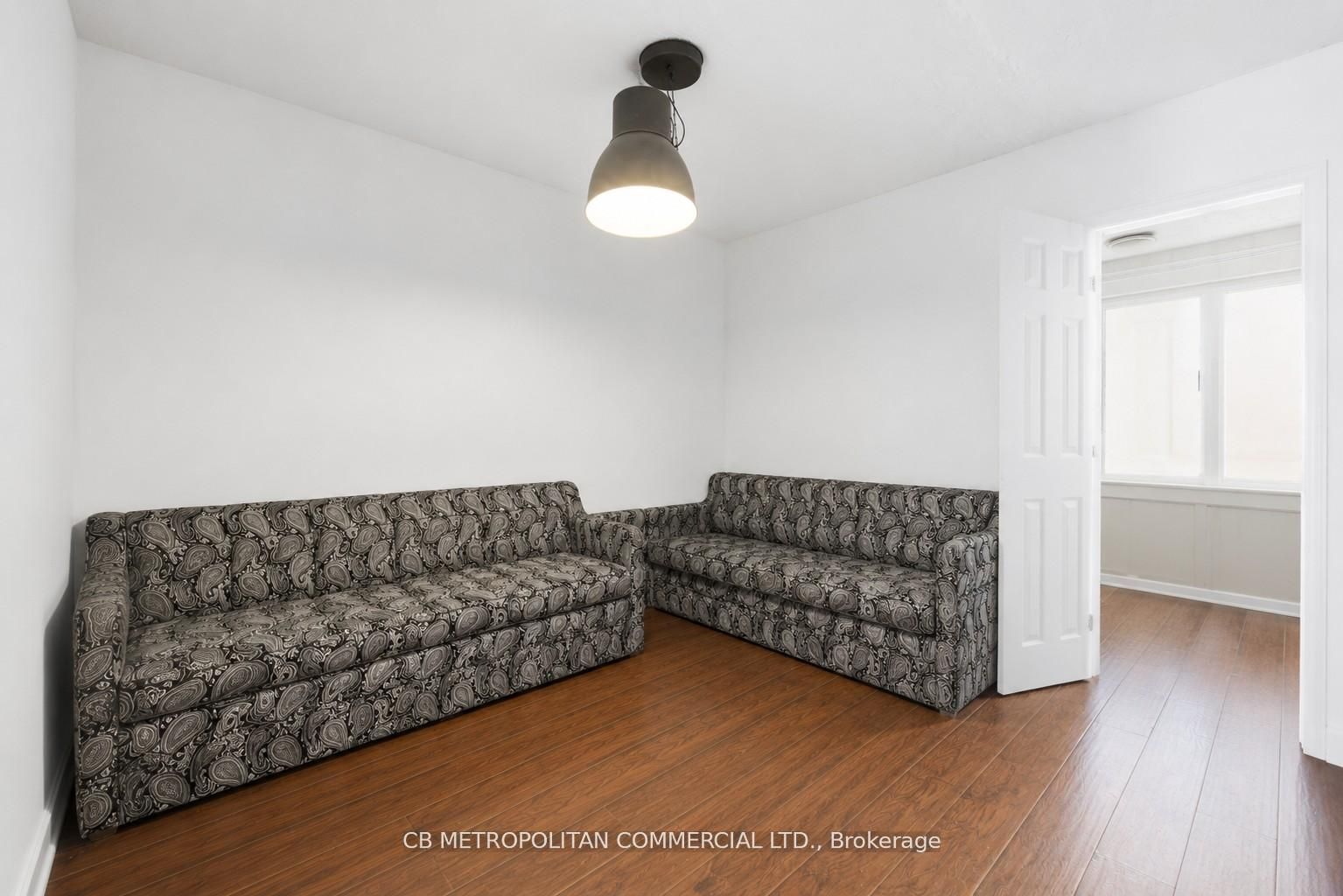 193 1/2 Baldwin Street Property Photo 23