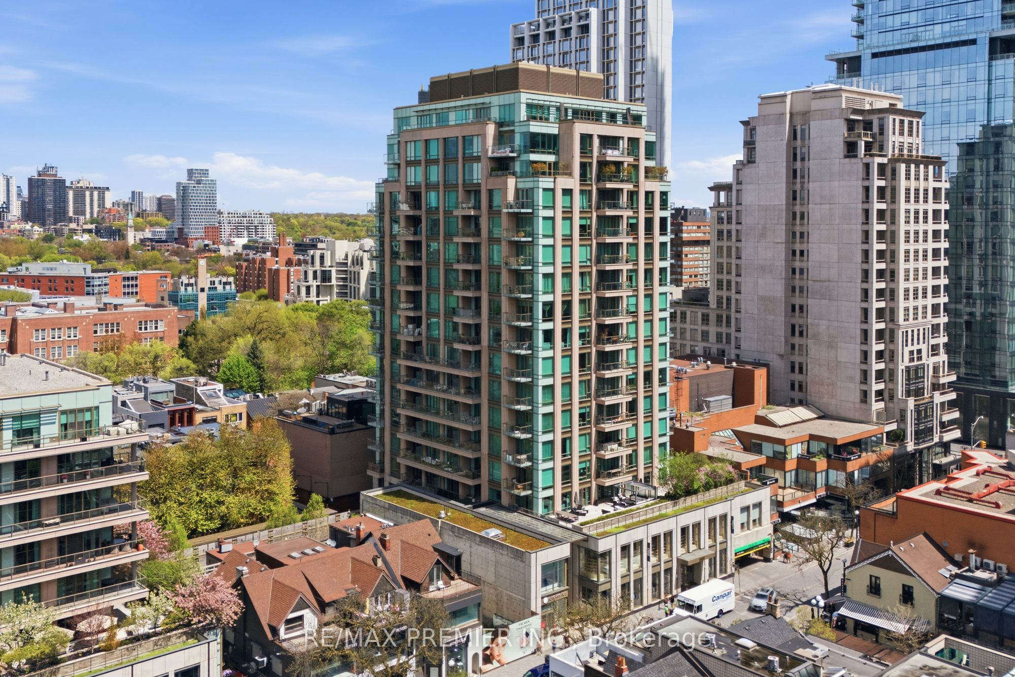 80 Yorkville Avenue 502