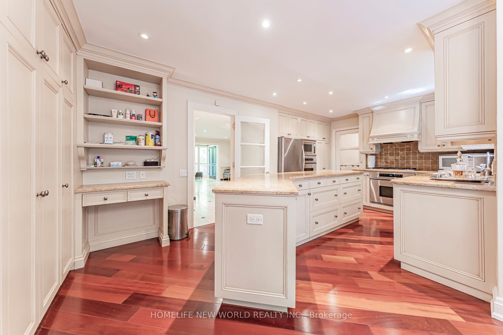 1 Campbell Crescent Property Photo 9