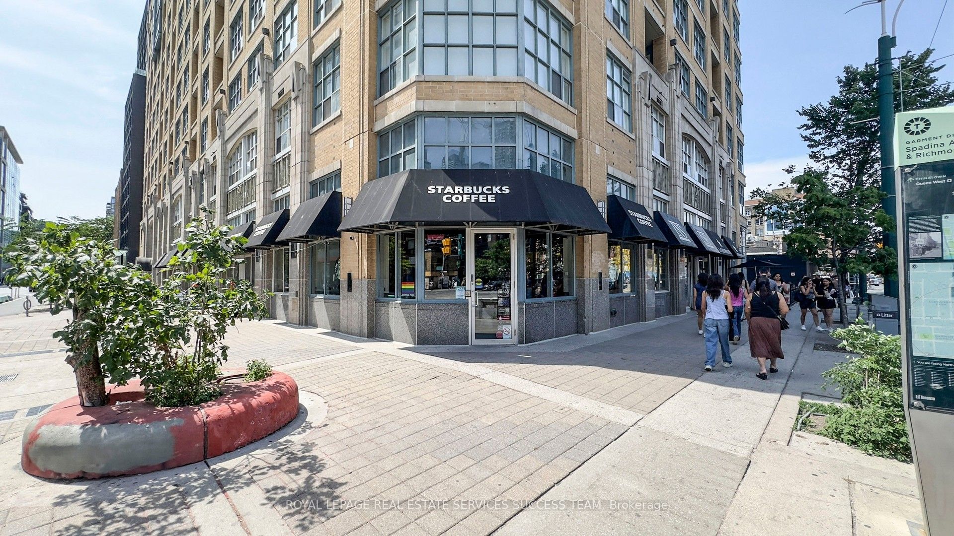 148 Spadina Avenue 3 Property Photo 8