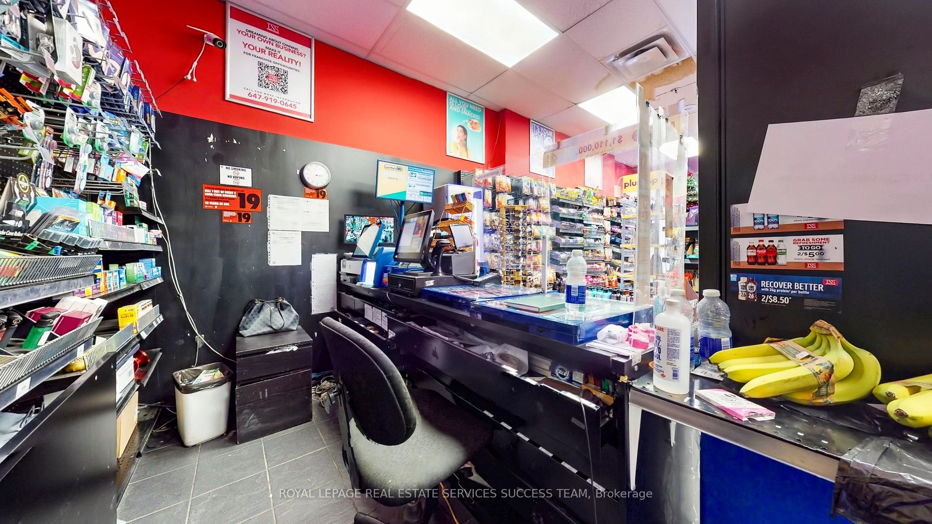 148 Spadina Avenue 3 Property Photo 13