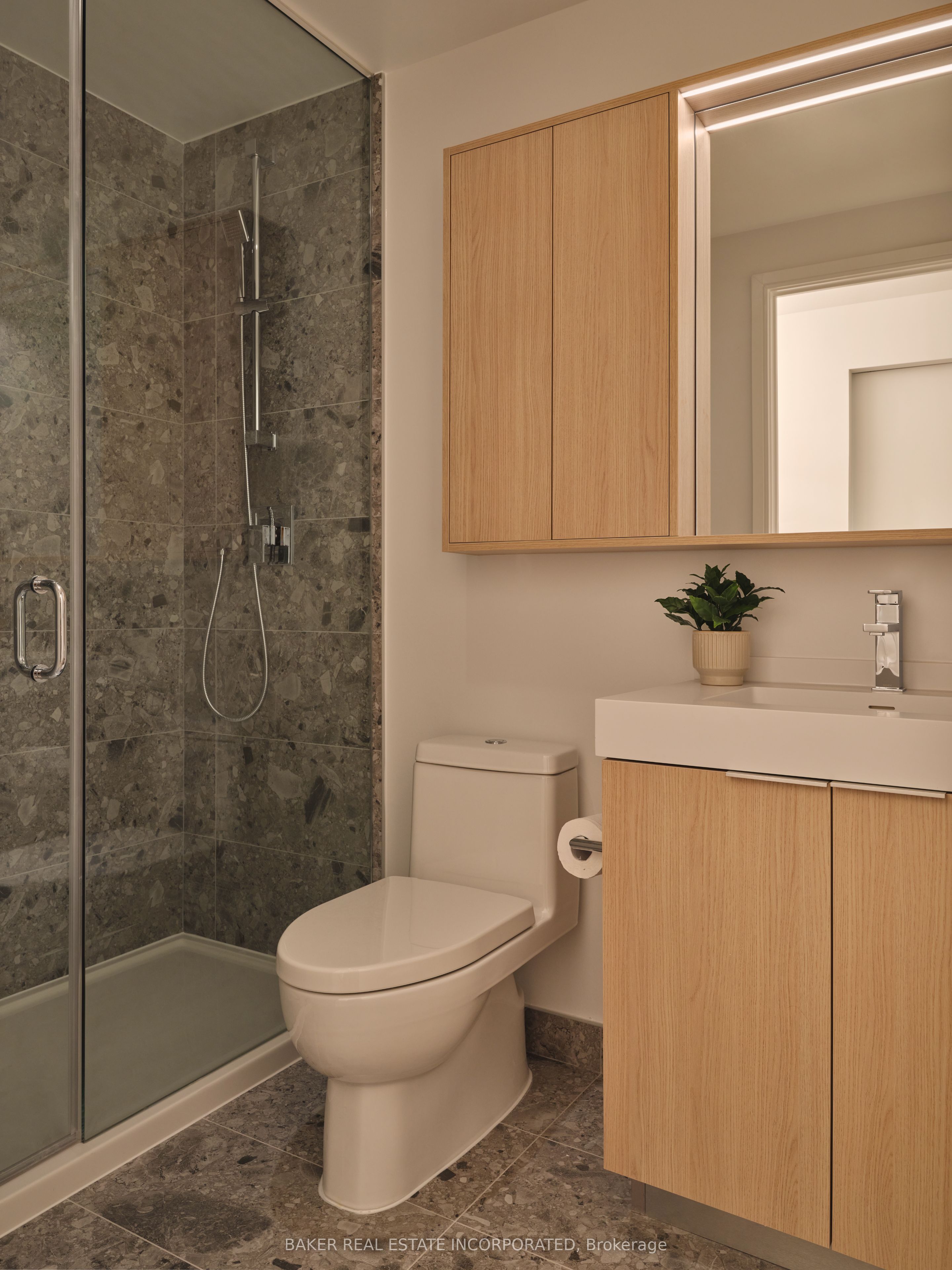 65 Trinity Street 826 Property Photo 11
