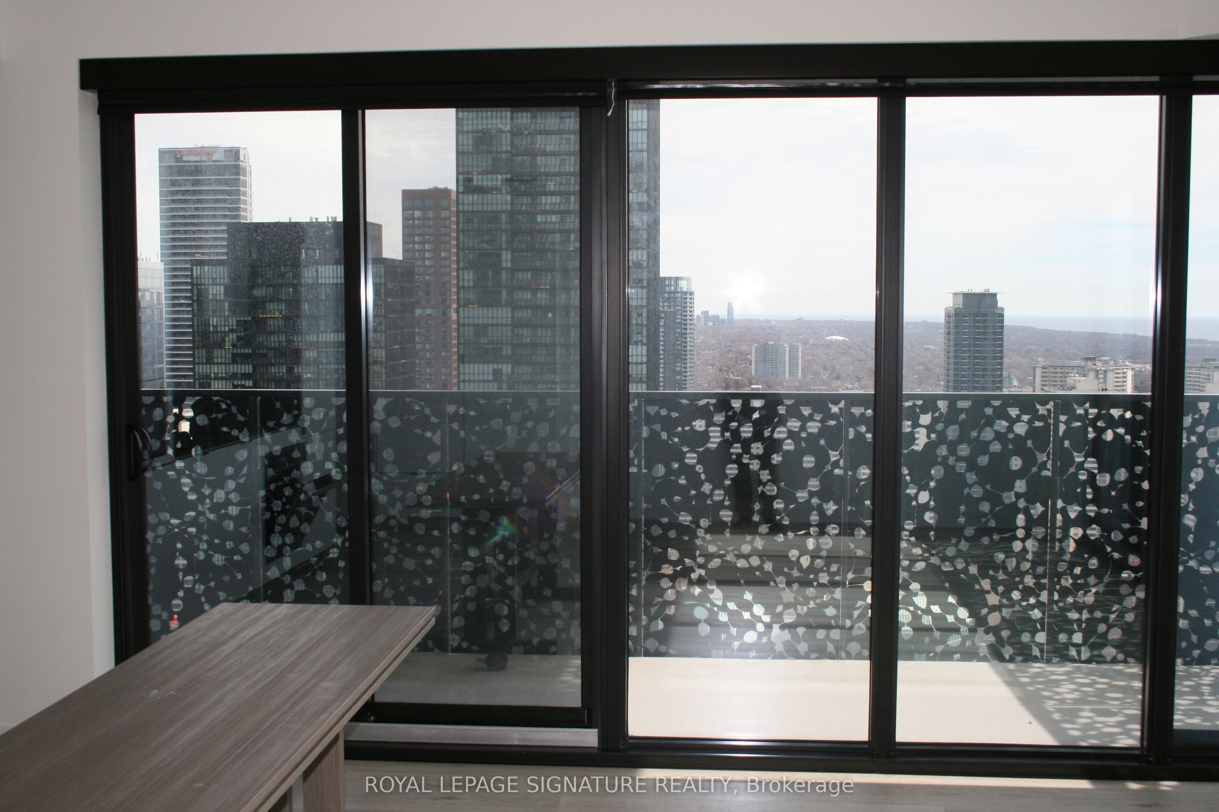 55 Charles Street E 4002 Property Photo 14