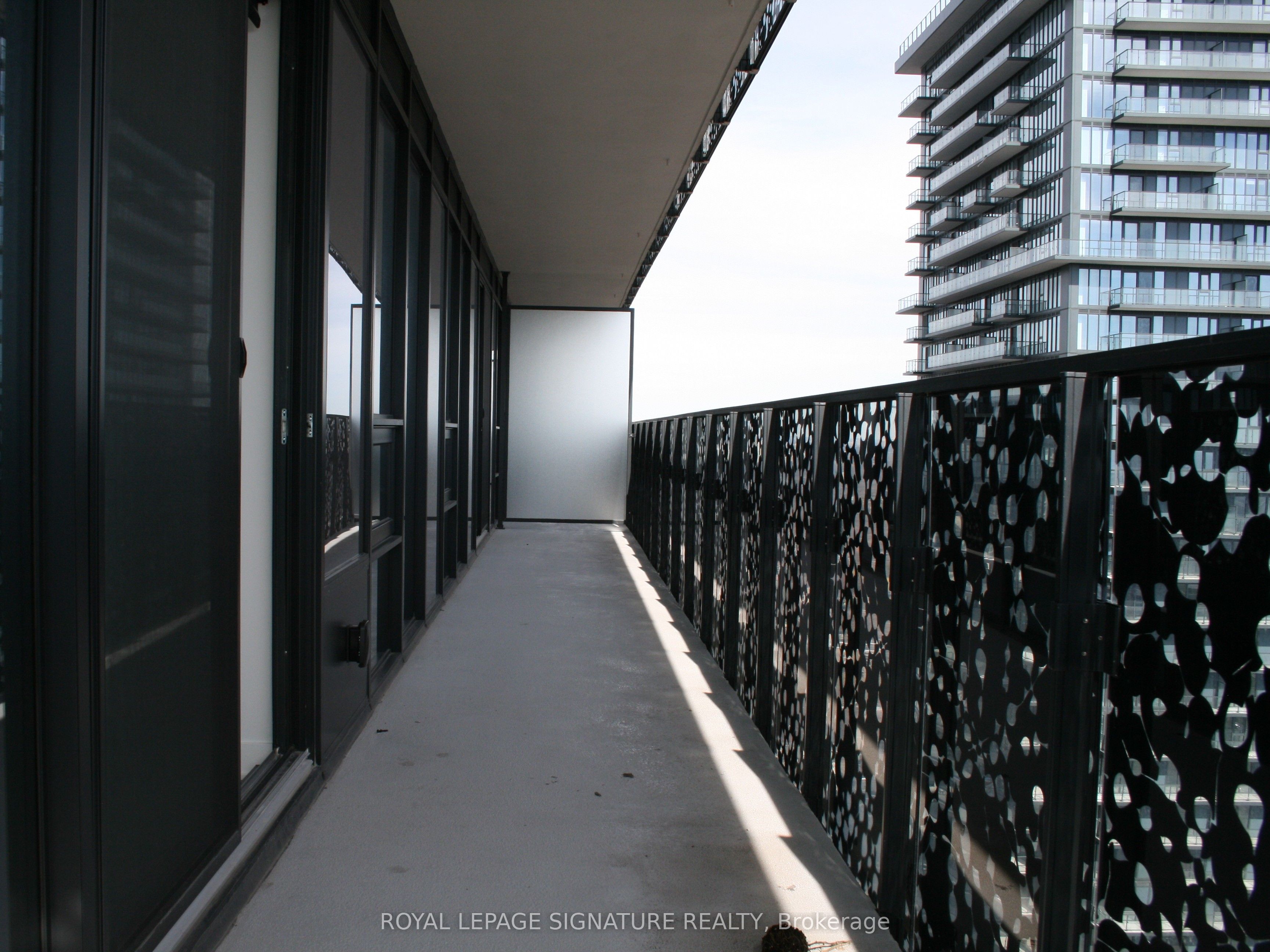 55 Charles Street E 4002 Property Photo 15