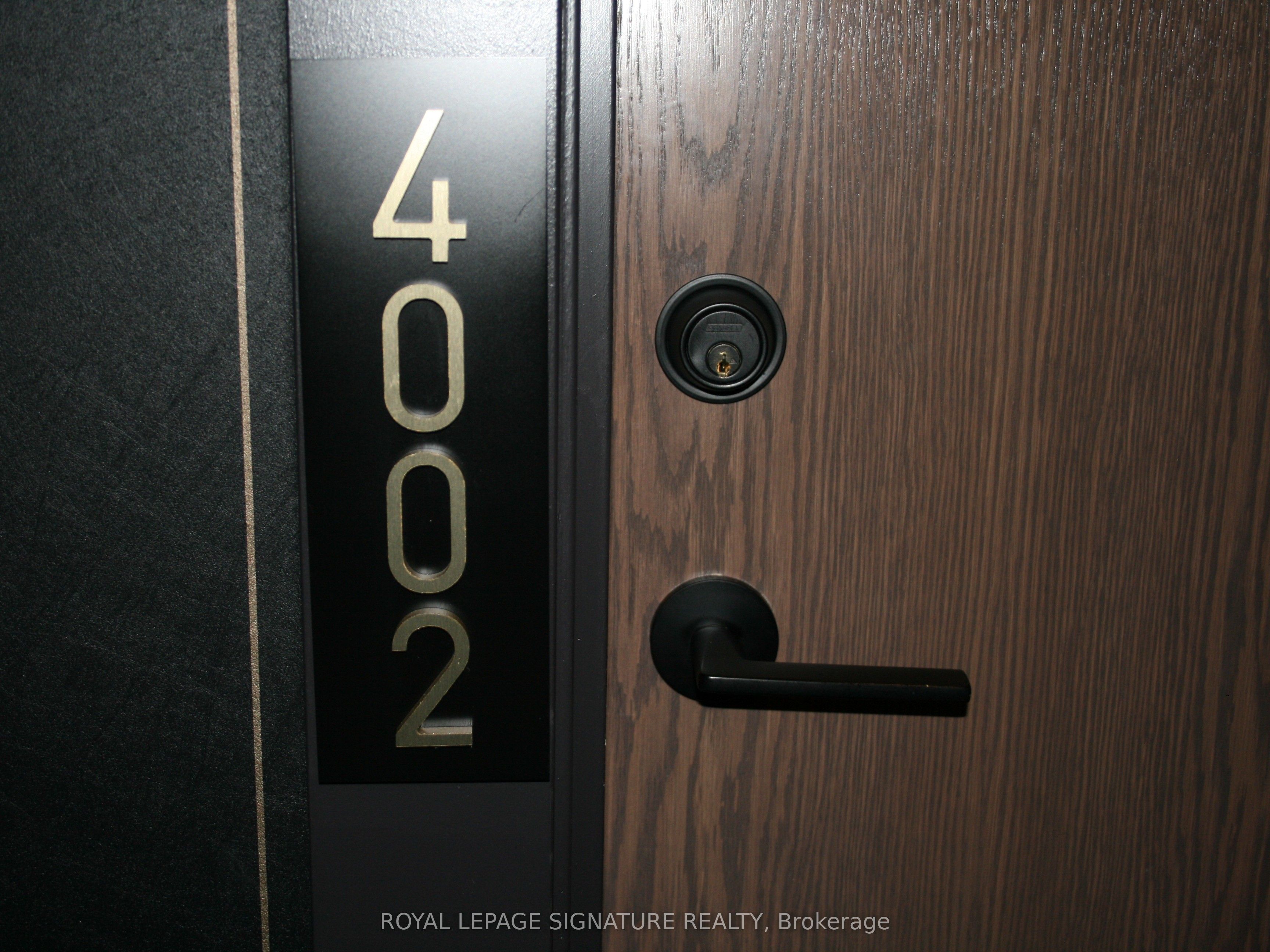 55 Charles Street E 4002 Property Photo 31