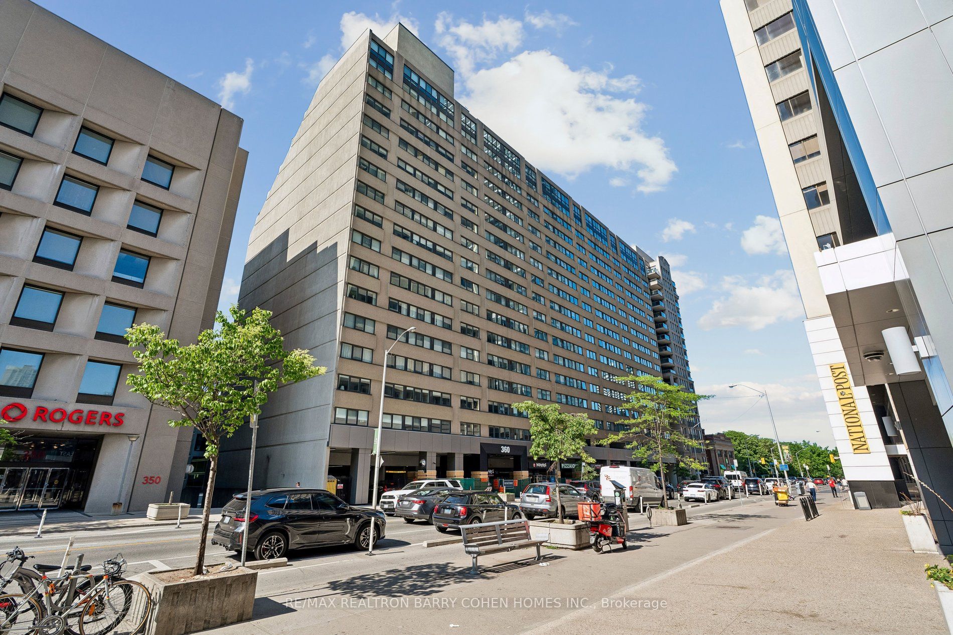 360 Bloor Street E 301 Property Photo 1
