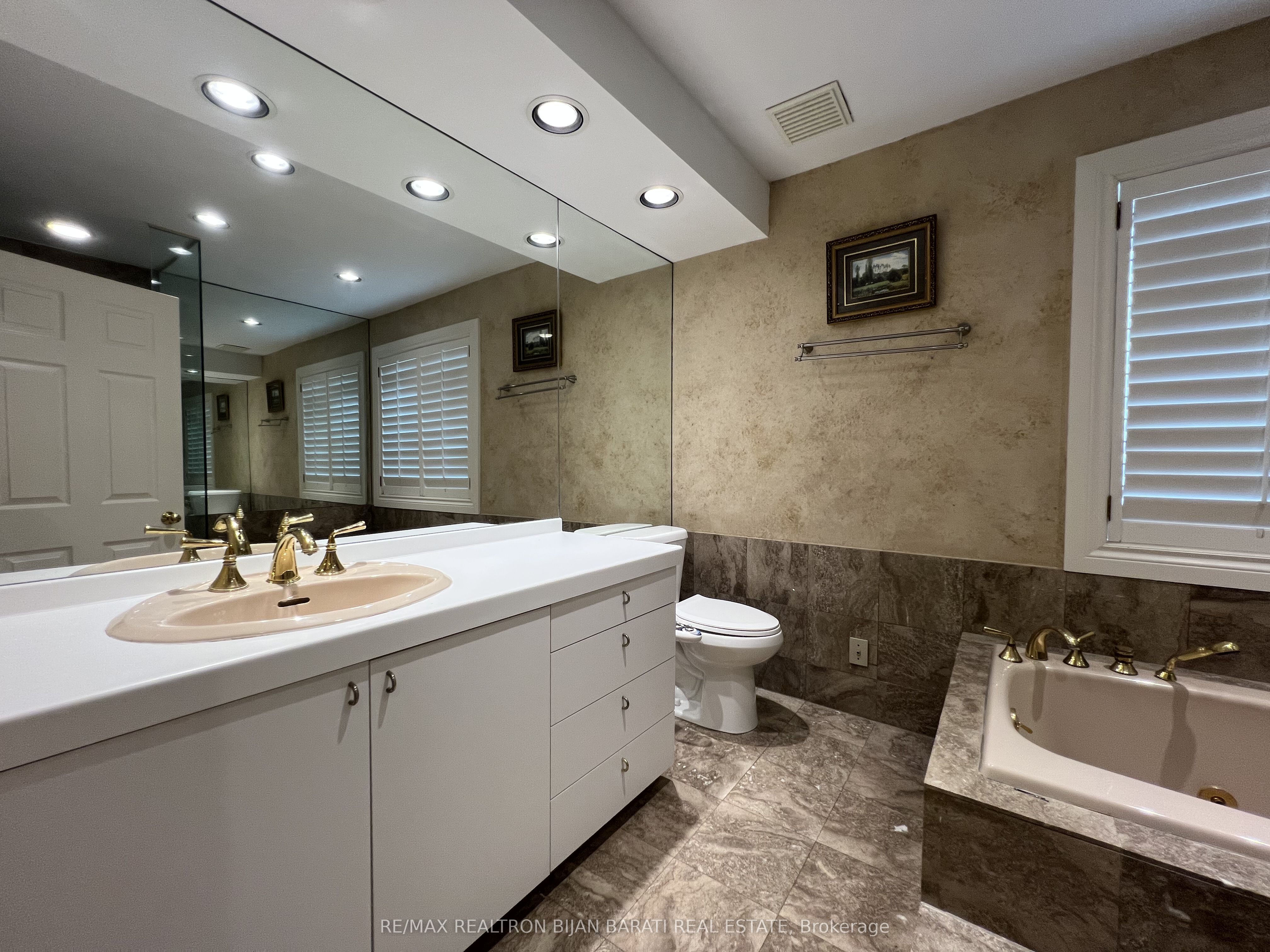 58 Heathcote Avenue Property Photo 15