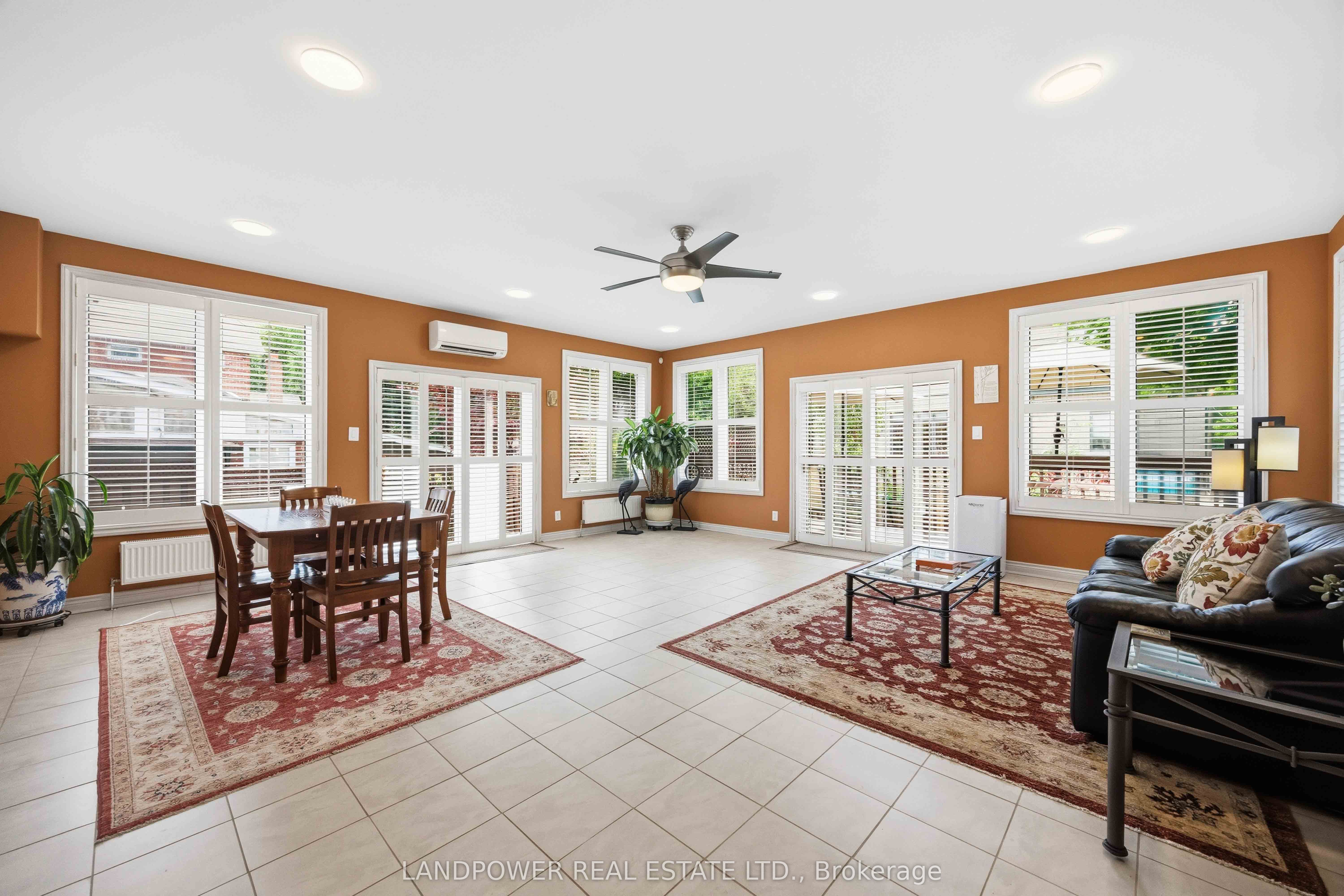 549 Lawrence Avenue W Property Photo 8