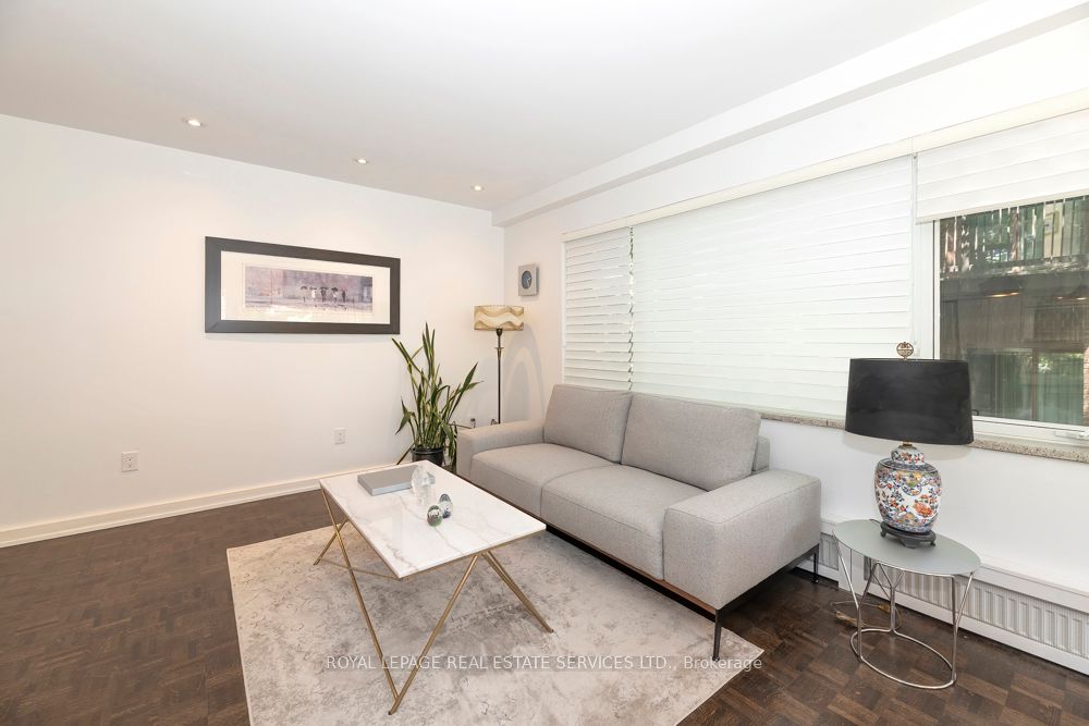 31 Rosedale Road 103 Property Photo 11