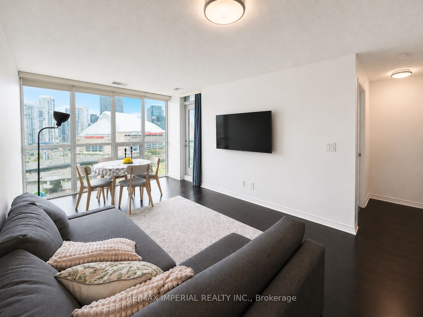 25 Lower Simcoe Street Ph15 Property Photo 10