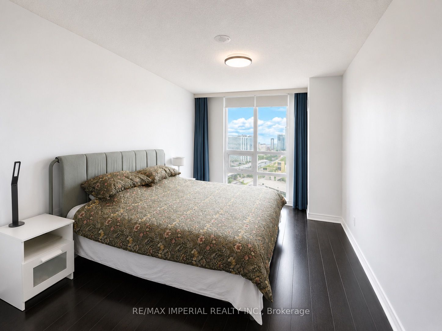 25 Lower Simcoe Street Ph15 Property Photo 12