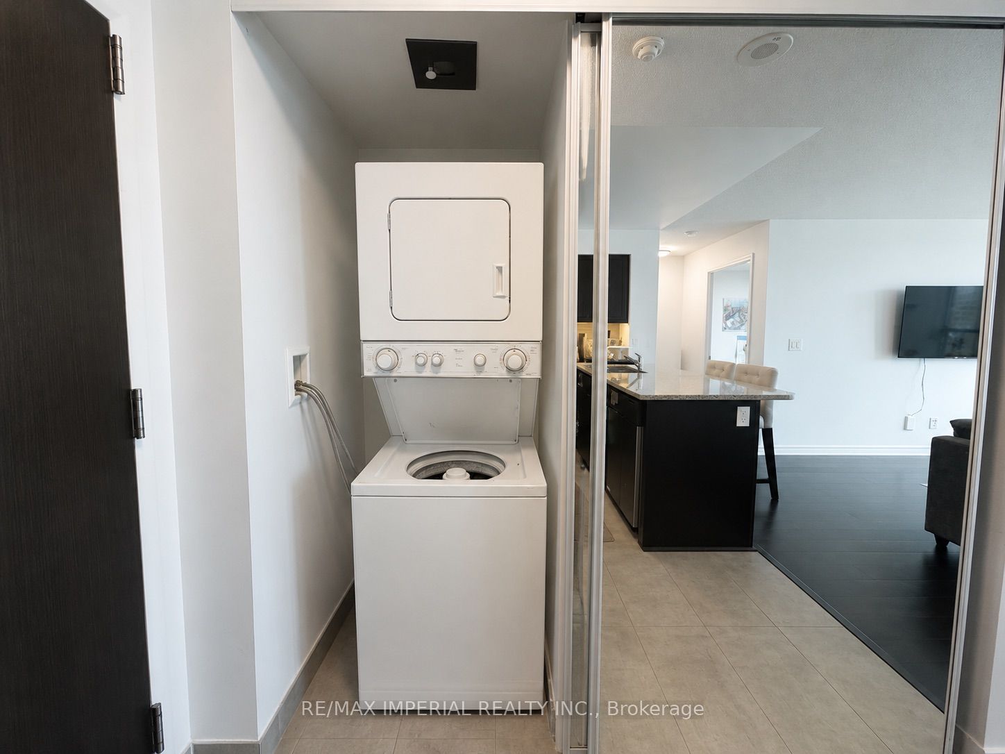 25 Lower Simcoe Street Ph15 Property Photo 19