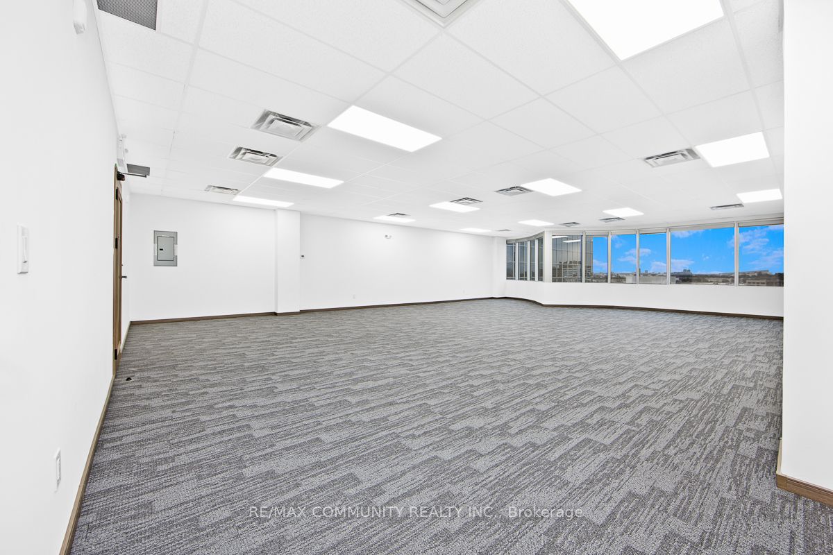 105 Gordon Baker Road 608-609 Property Photo 6