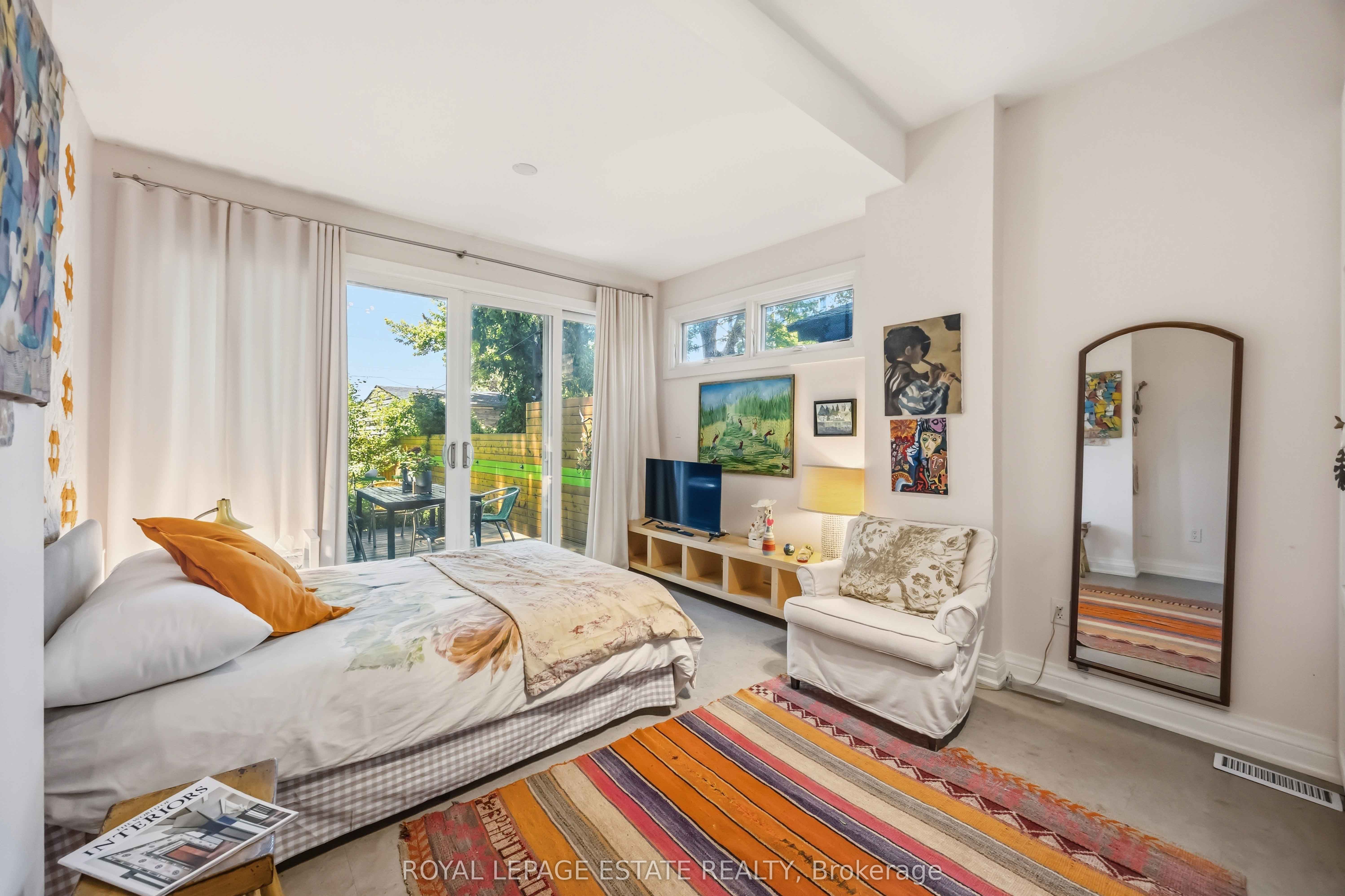 100 Seaton Street Main Property Photo 17