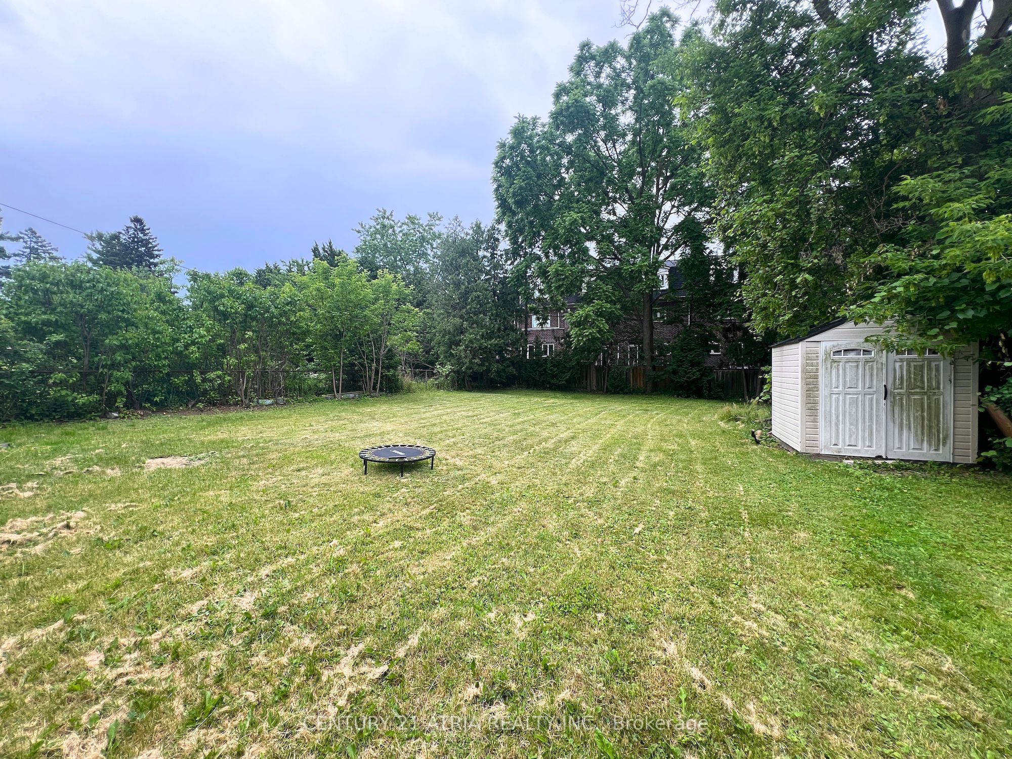 209 Hendon Avenue Bsmt Property Photo 2