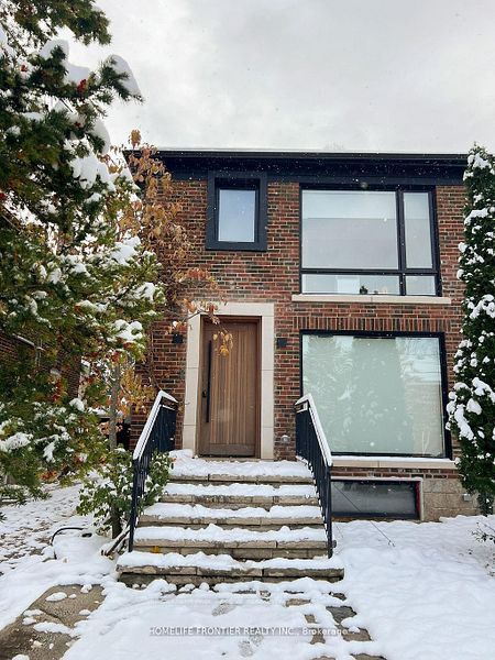 127 Glenvale Boulevard Property Photo 1