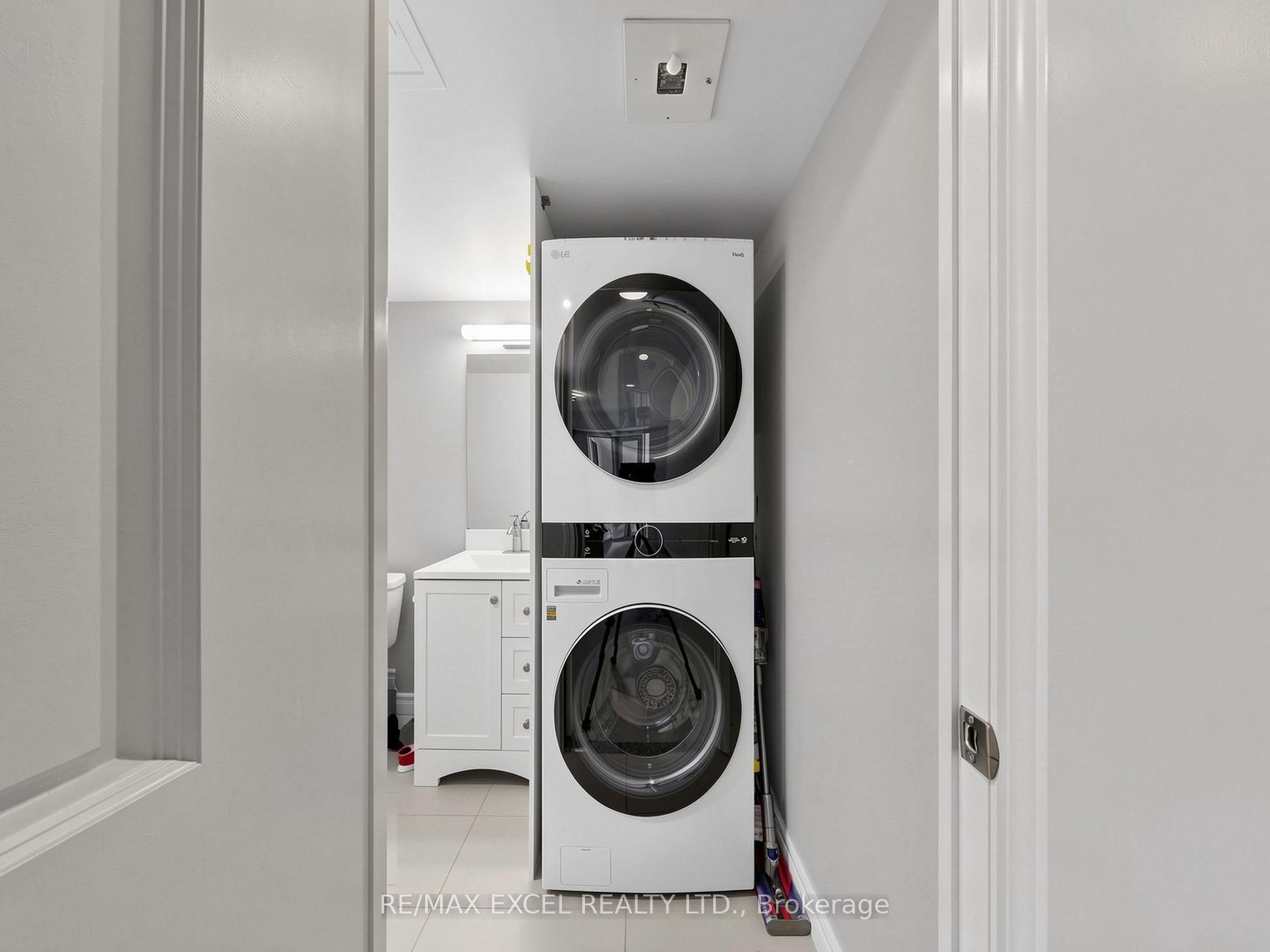 920 Sheppard Avenue W 711 Property Photo 20