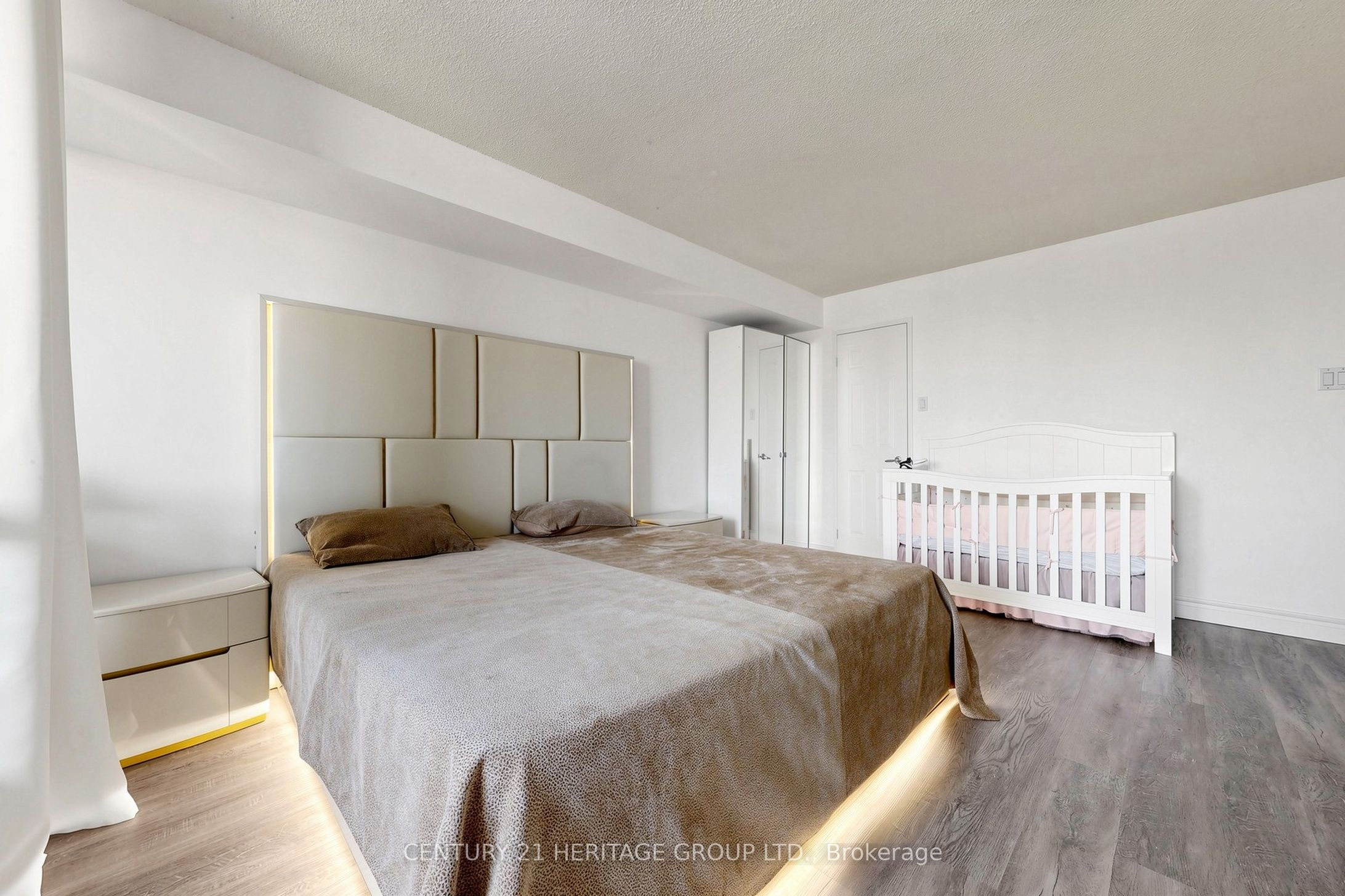 5 Kenneth Avenue 501 Property Photo 19