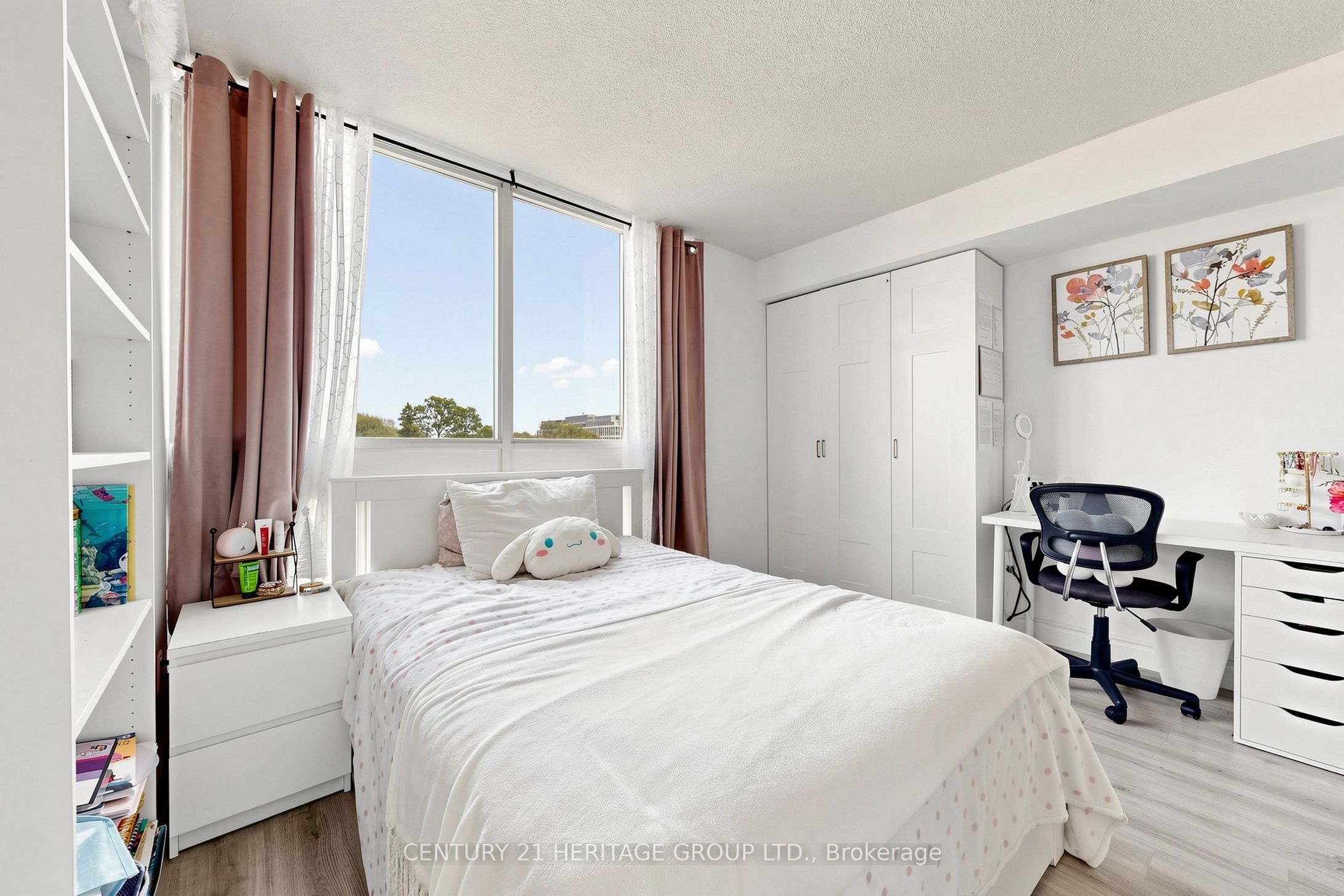 5 Kenneth Avenue 501 Property Photo 25