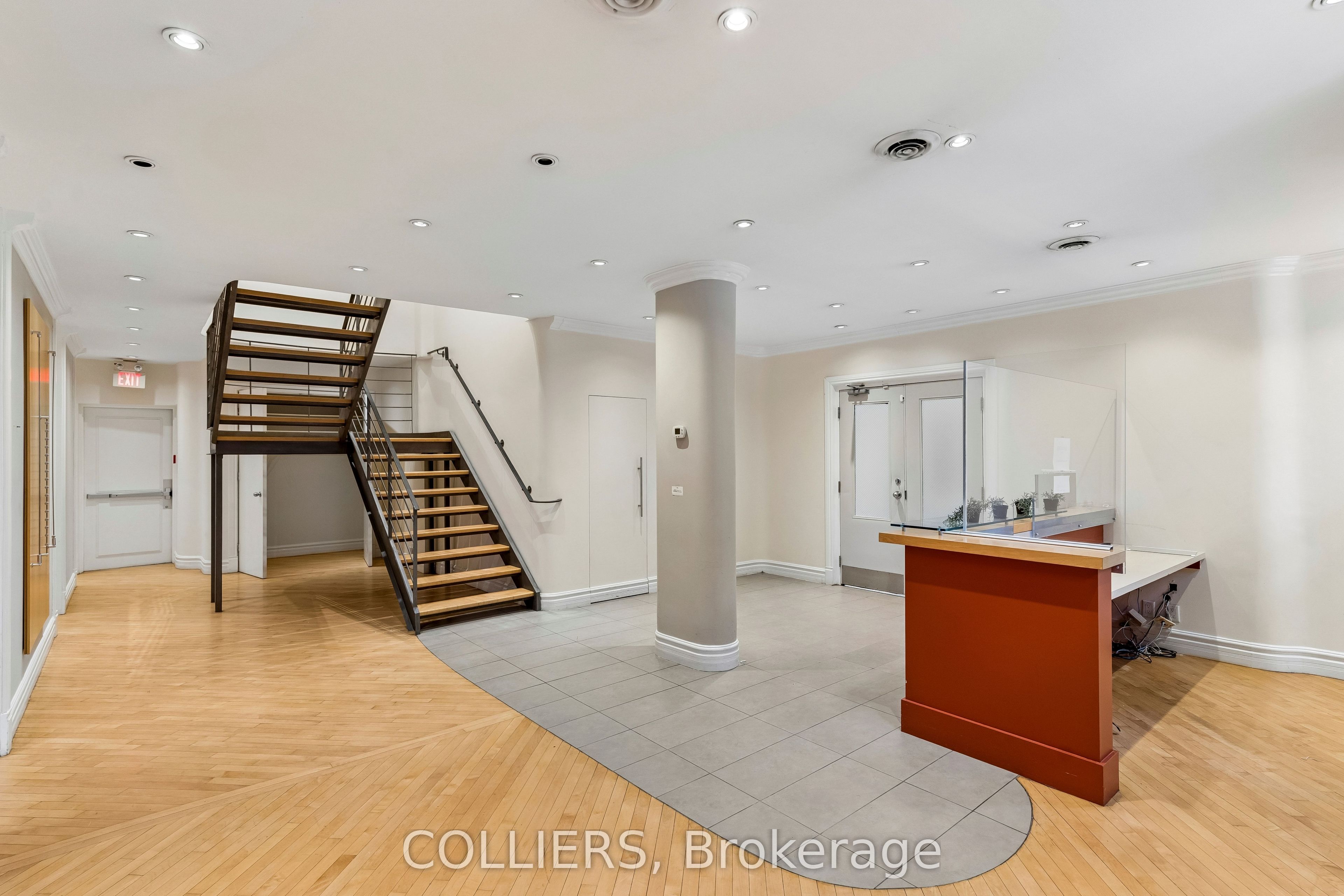 116 Simcoe Street 100 Property Photo 5