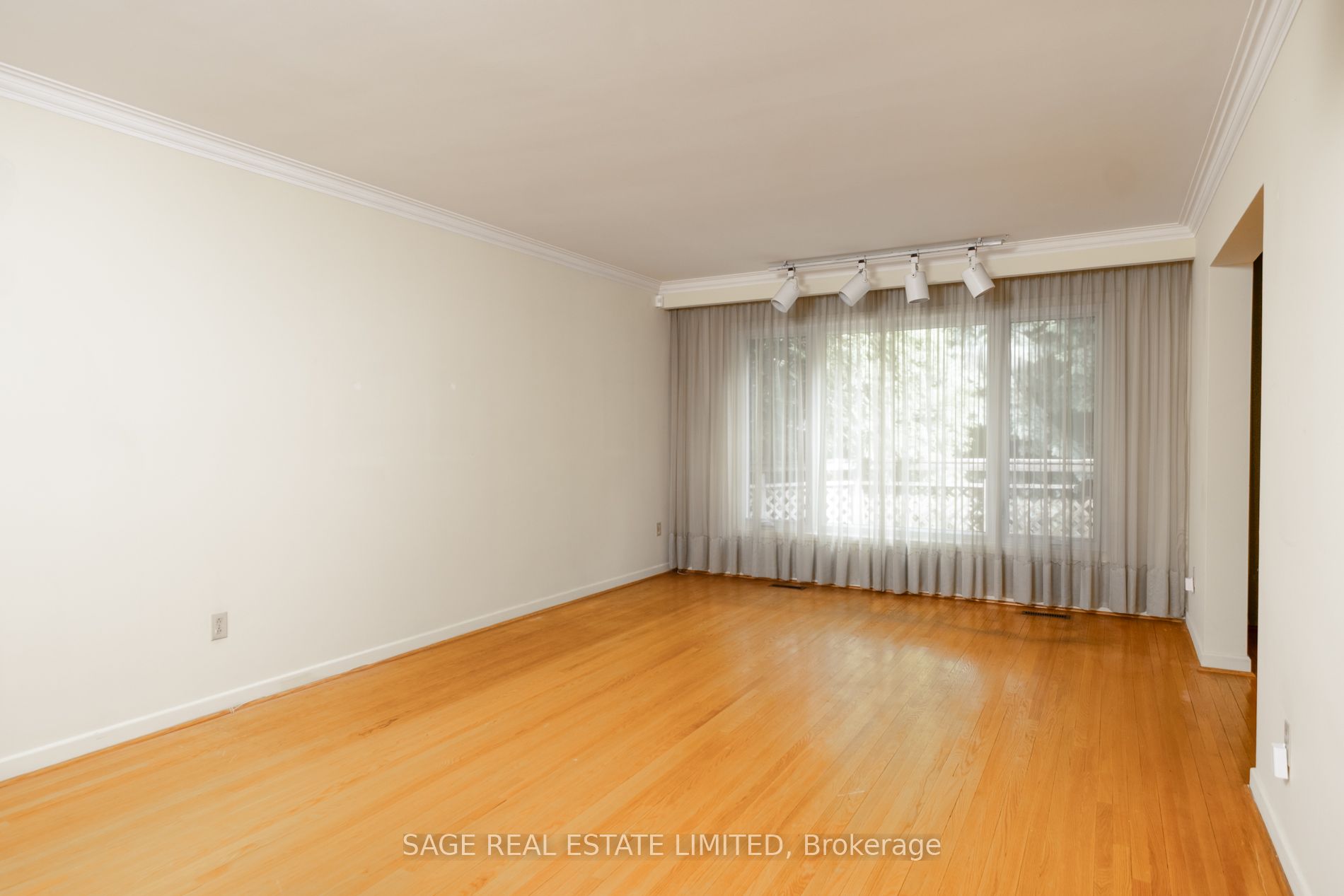 234 York Mills Road Property Photo 6
