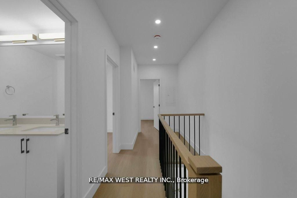 661 Winona Drive Property Photo 9