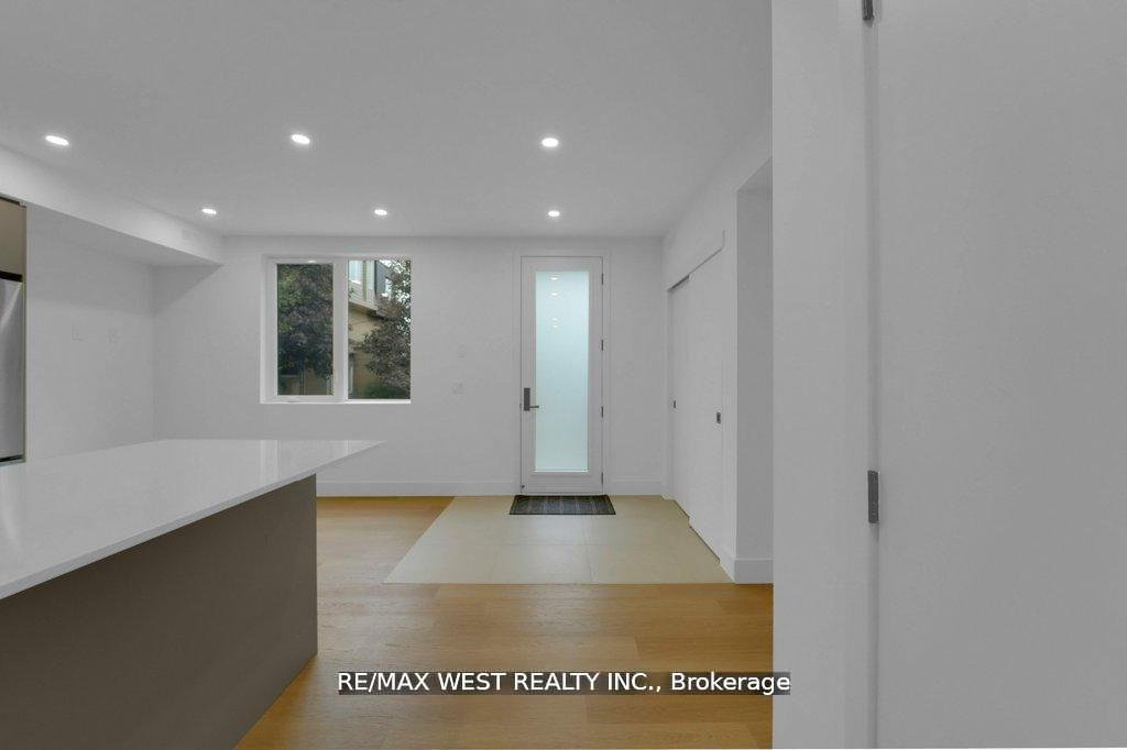 661 Winona Drive Property Photo 24