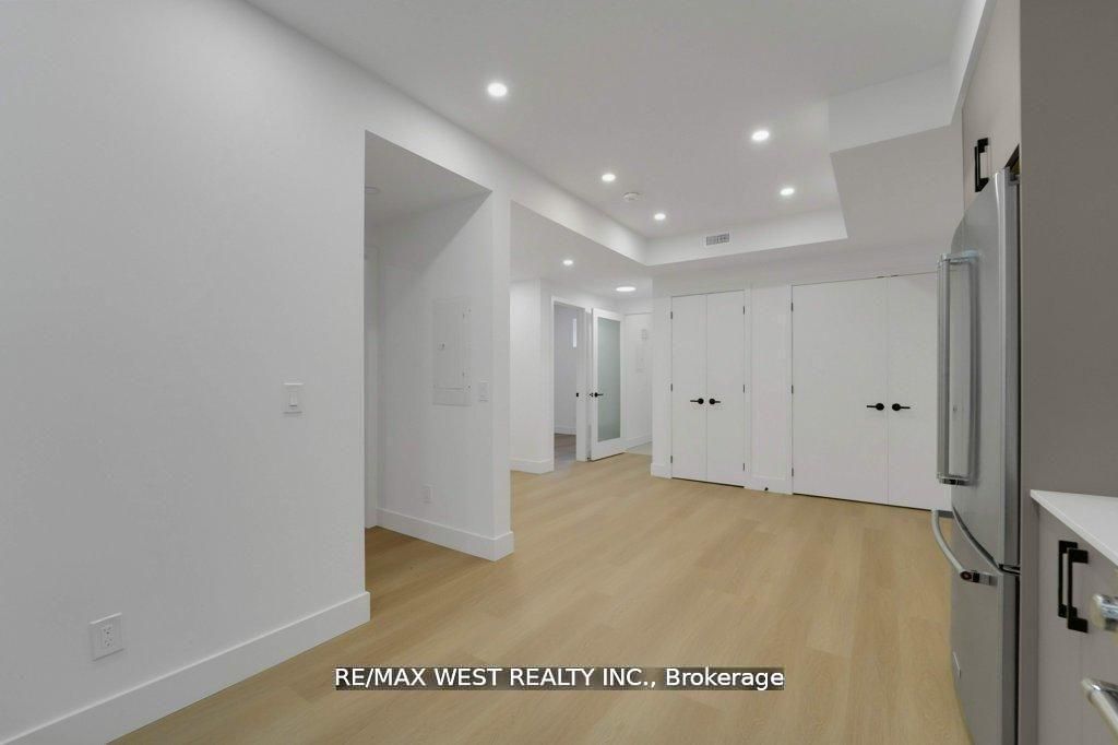 661 Winona Drive Property Photo 41