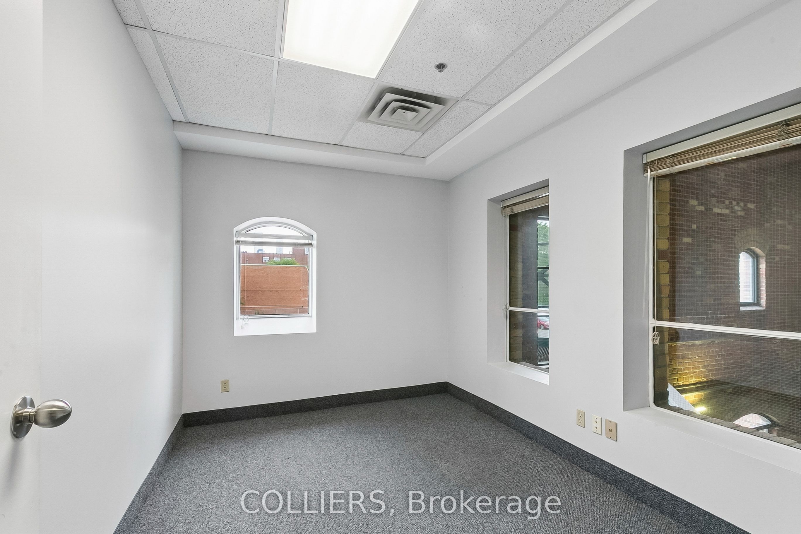468 Queen Street E 200 Property Photo 6