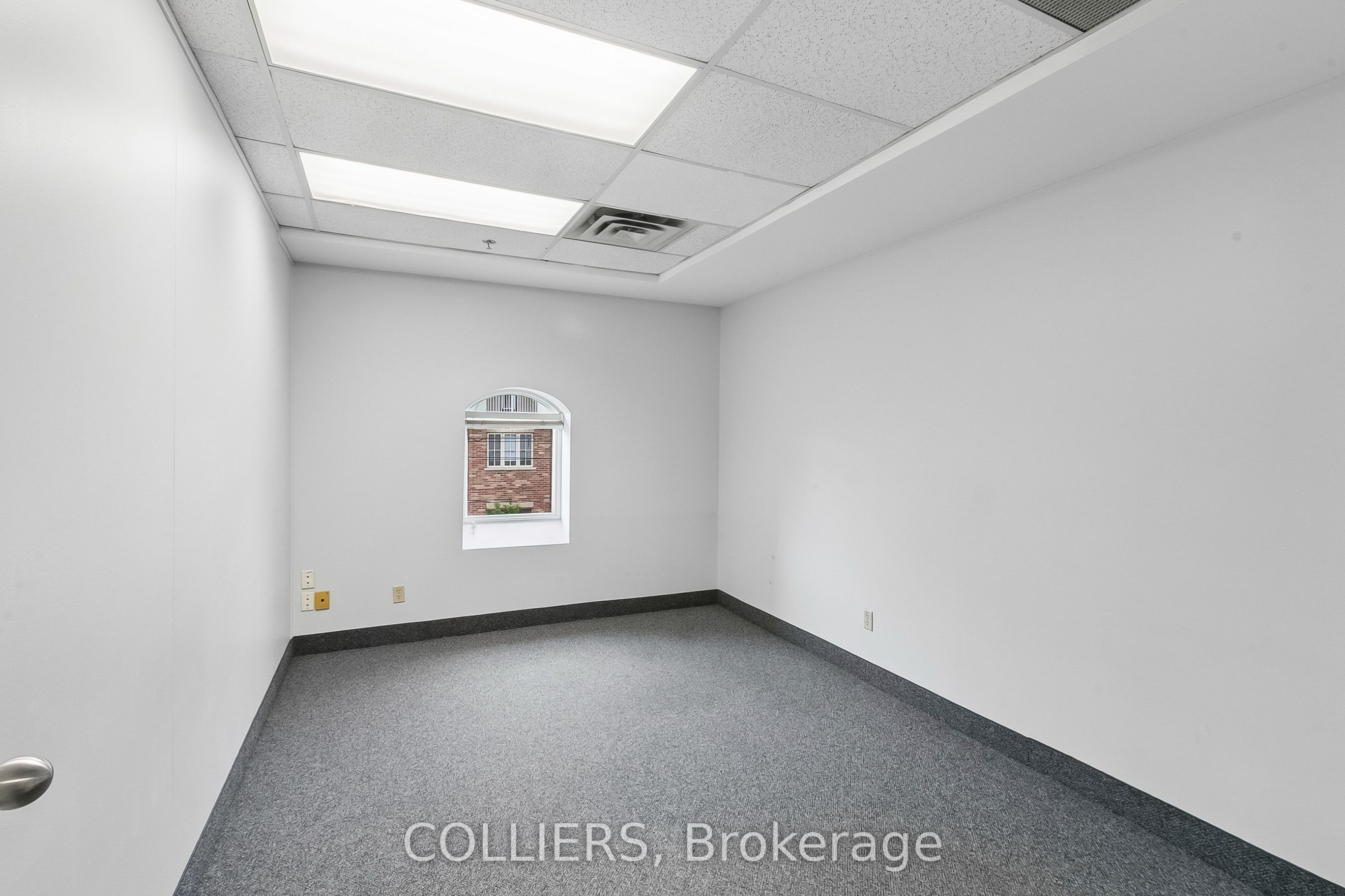 468 Queen Street E 200 Property Photo 9