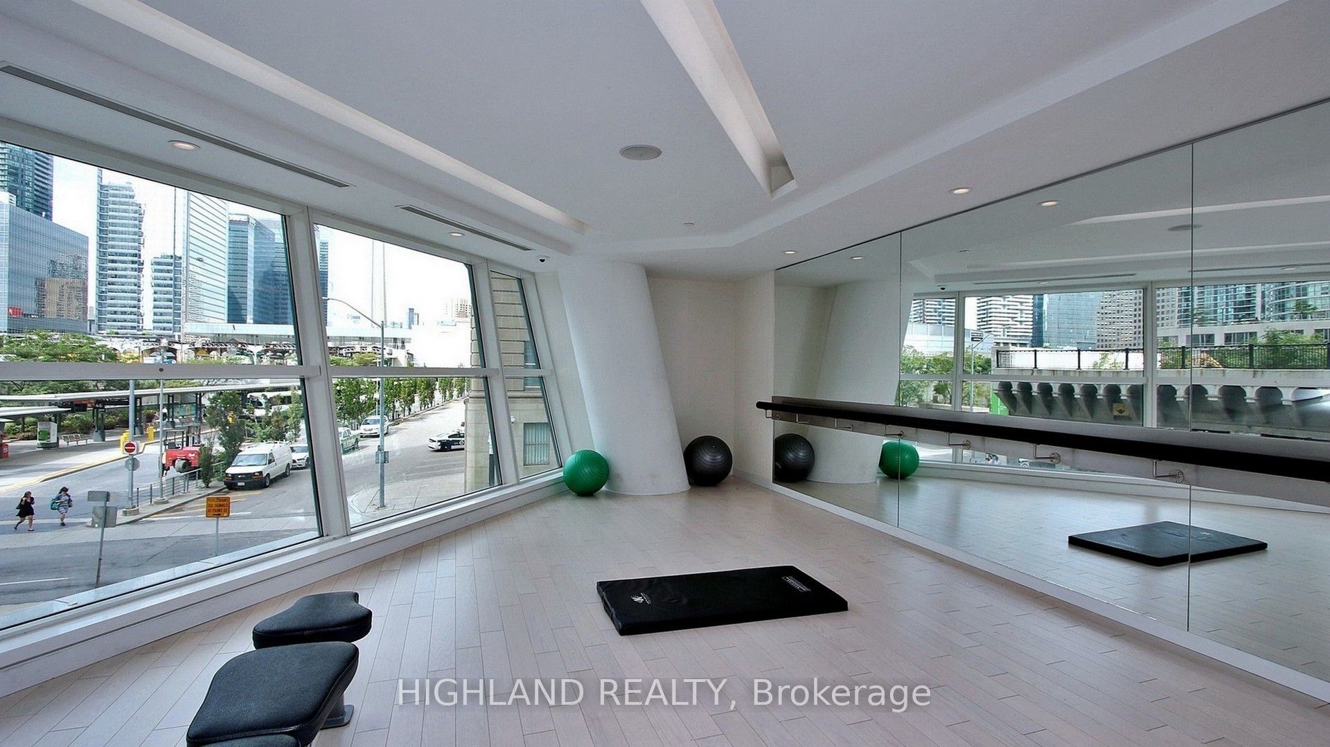 8 The Esplanade 2506 Property Photo 12